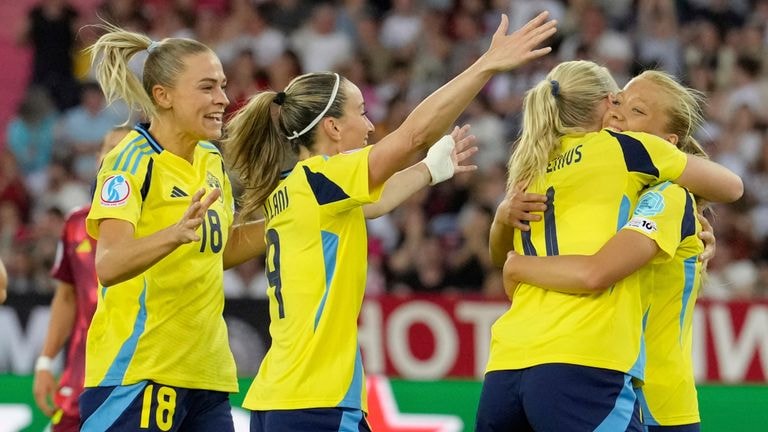 England vs Sweden: Sarina Wiegman's Lionesses should not take Euro 2025 quarter-final opponents for granted - or else | Football News | Sky Sports