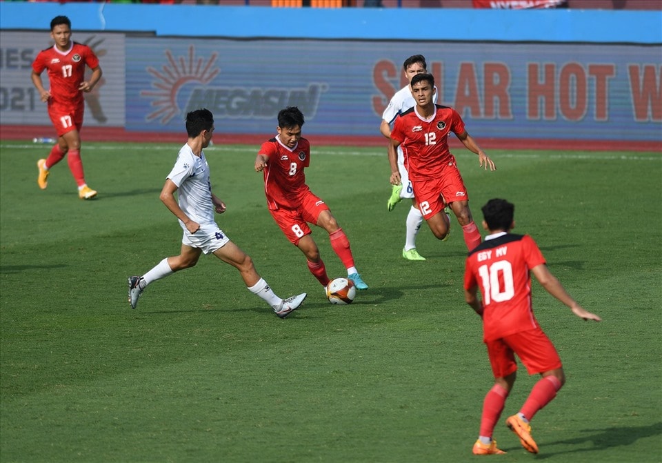 Thắng U23 Philippines 4-0, U23 Indonesia tự quyết vé vào bán kết