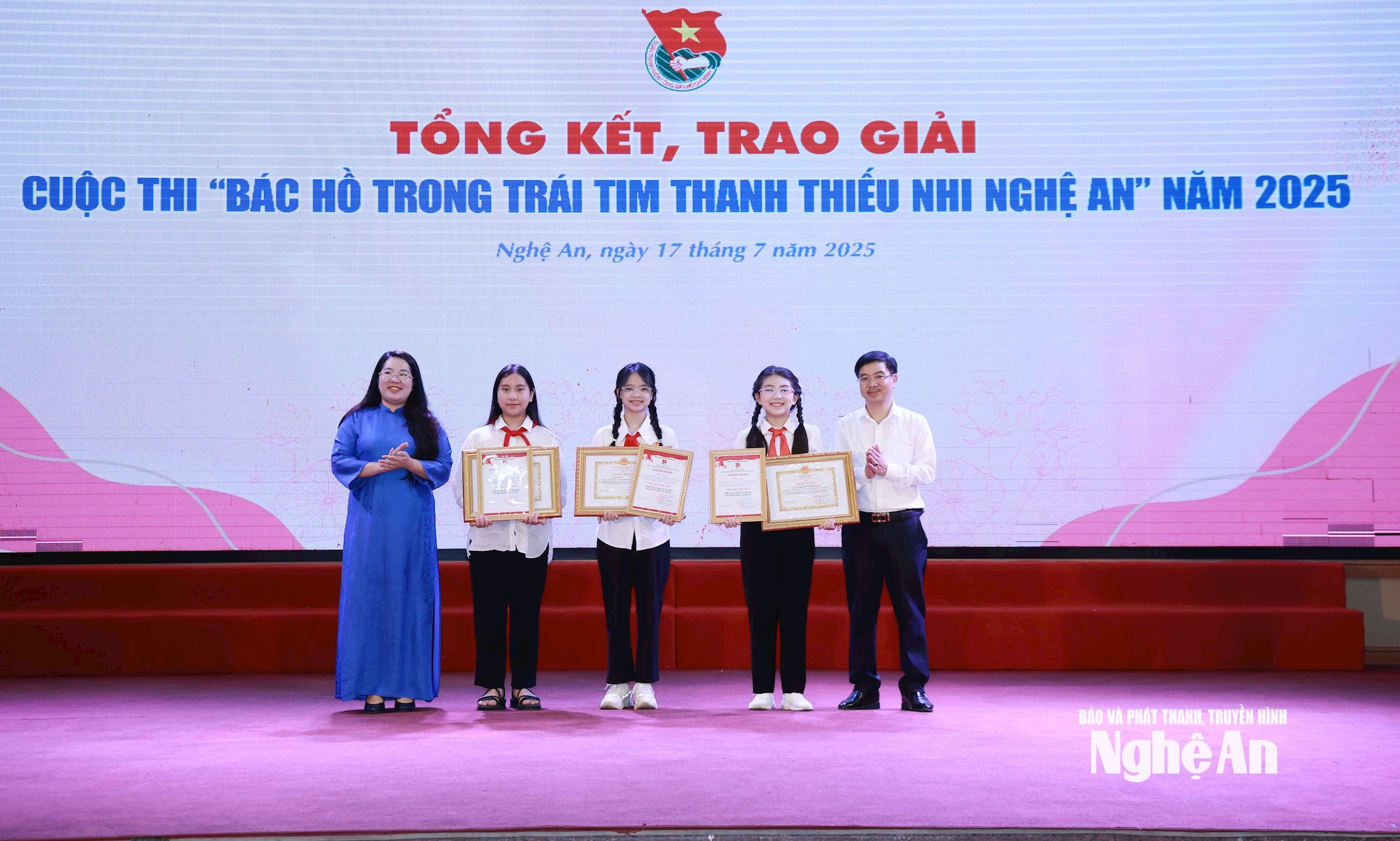 bác hồ dùng