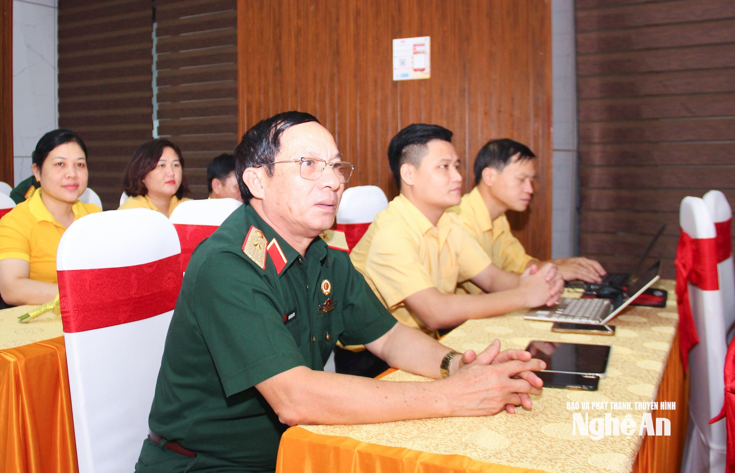  Các Uỷ viên Uỷ ban MTTQ Việt Nam tỉnh tham dự hội nghị. Ảnh Mai Hoa