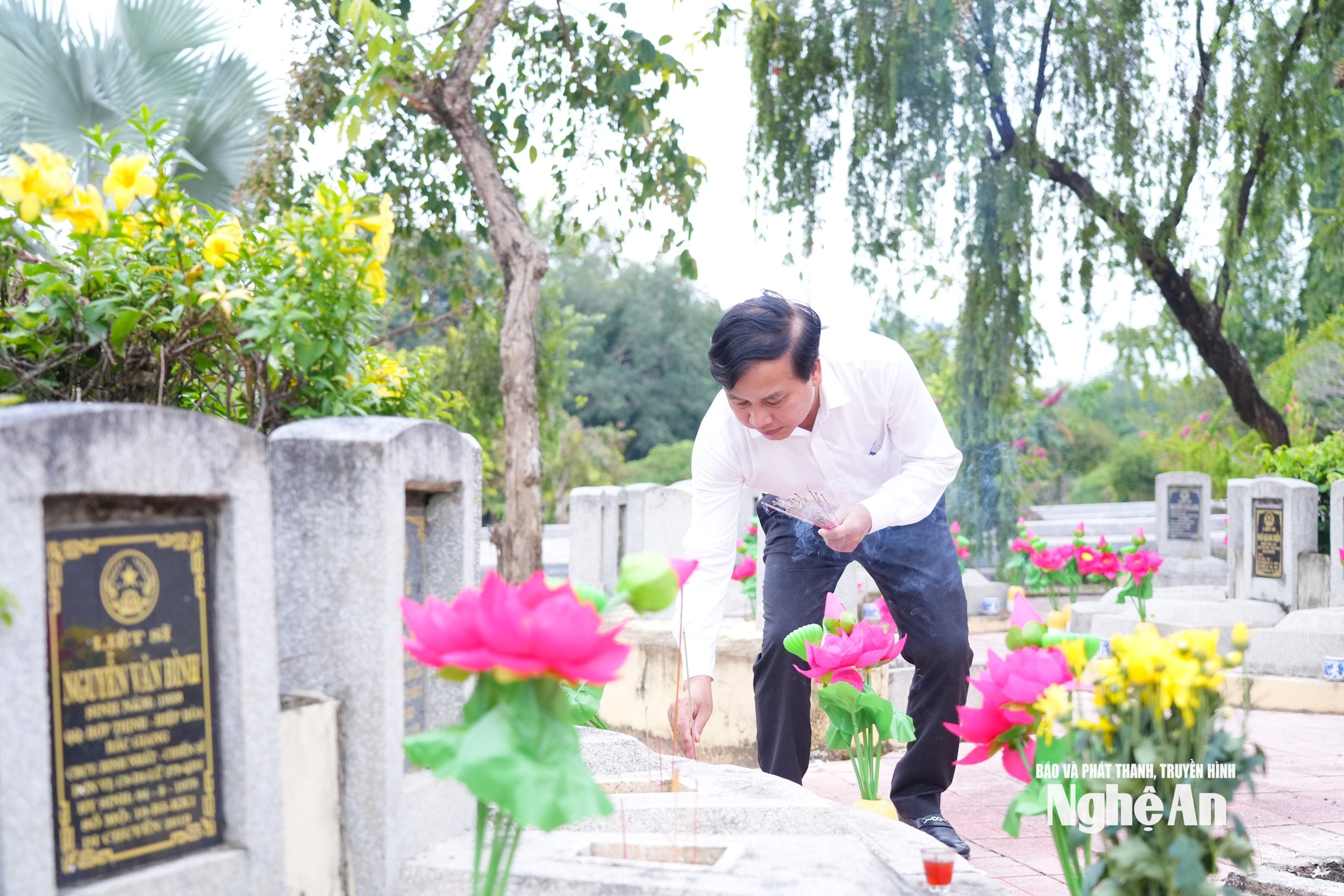 bna_1000031516.jpg