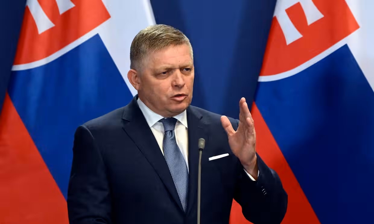 thu-tuong-slovakia-nguy-kich-_861715786388.jpg