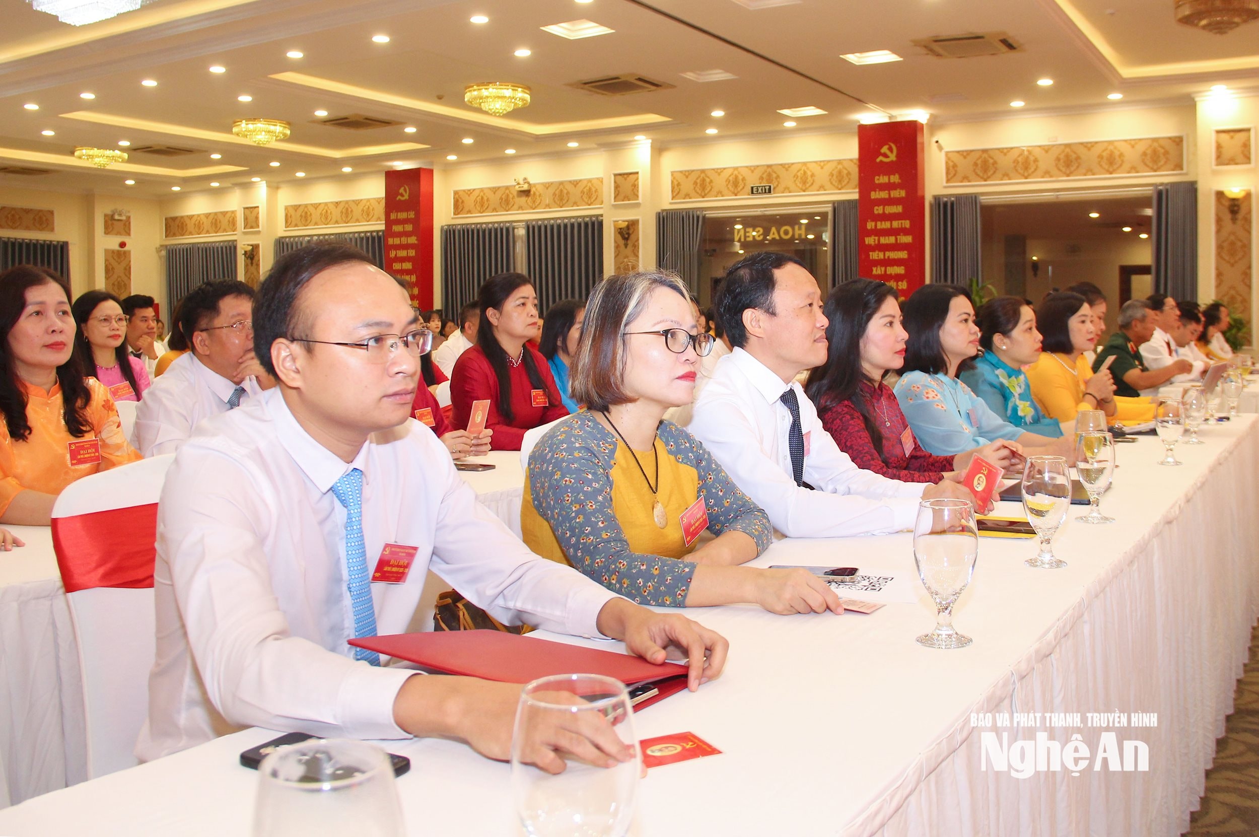 Các đảng viên tham dự Đại hội. Ảnh- Mai Hoa