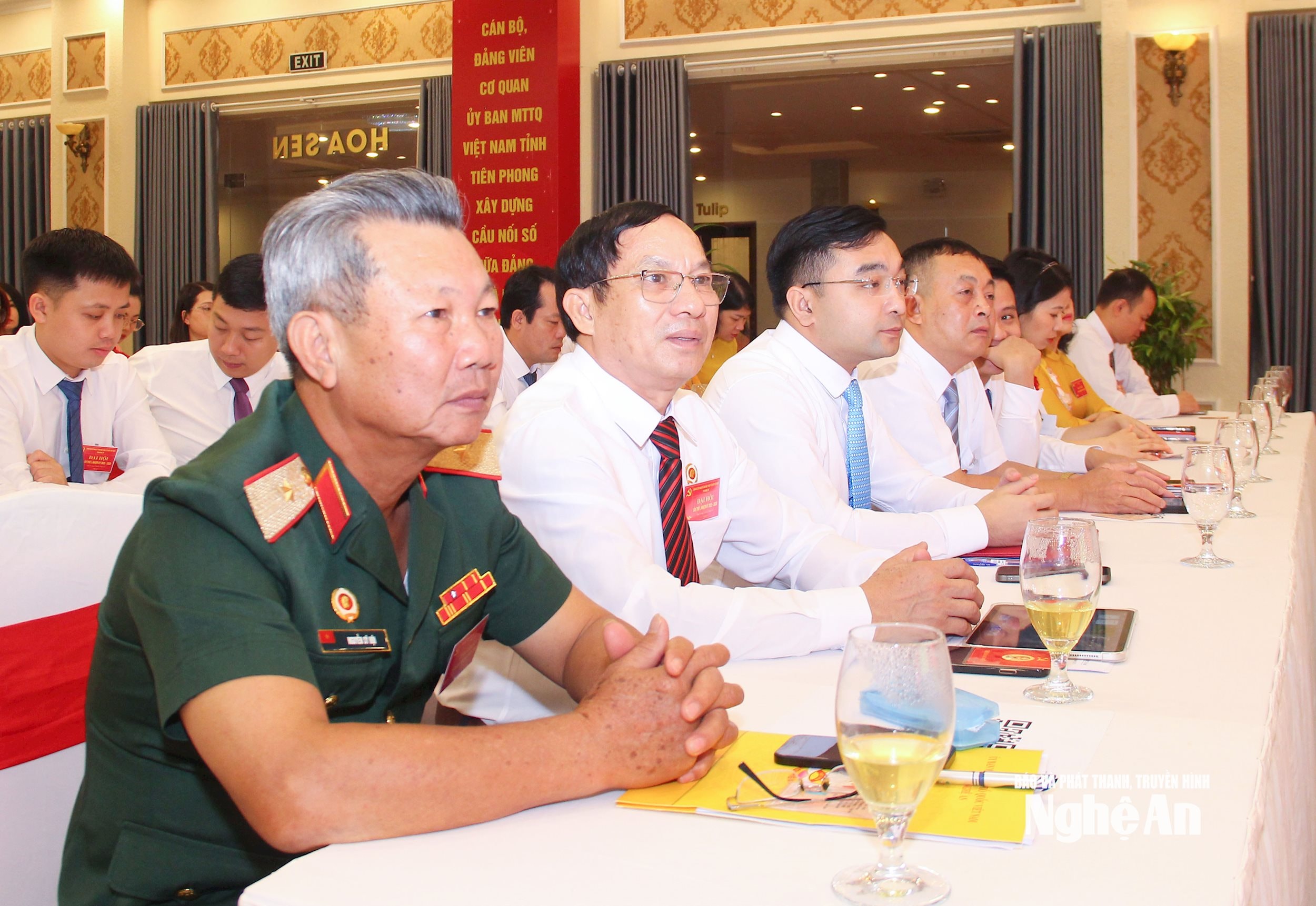 Các đảng viên tham dự Đại hội. Ảnh Mai Hoa...