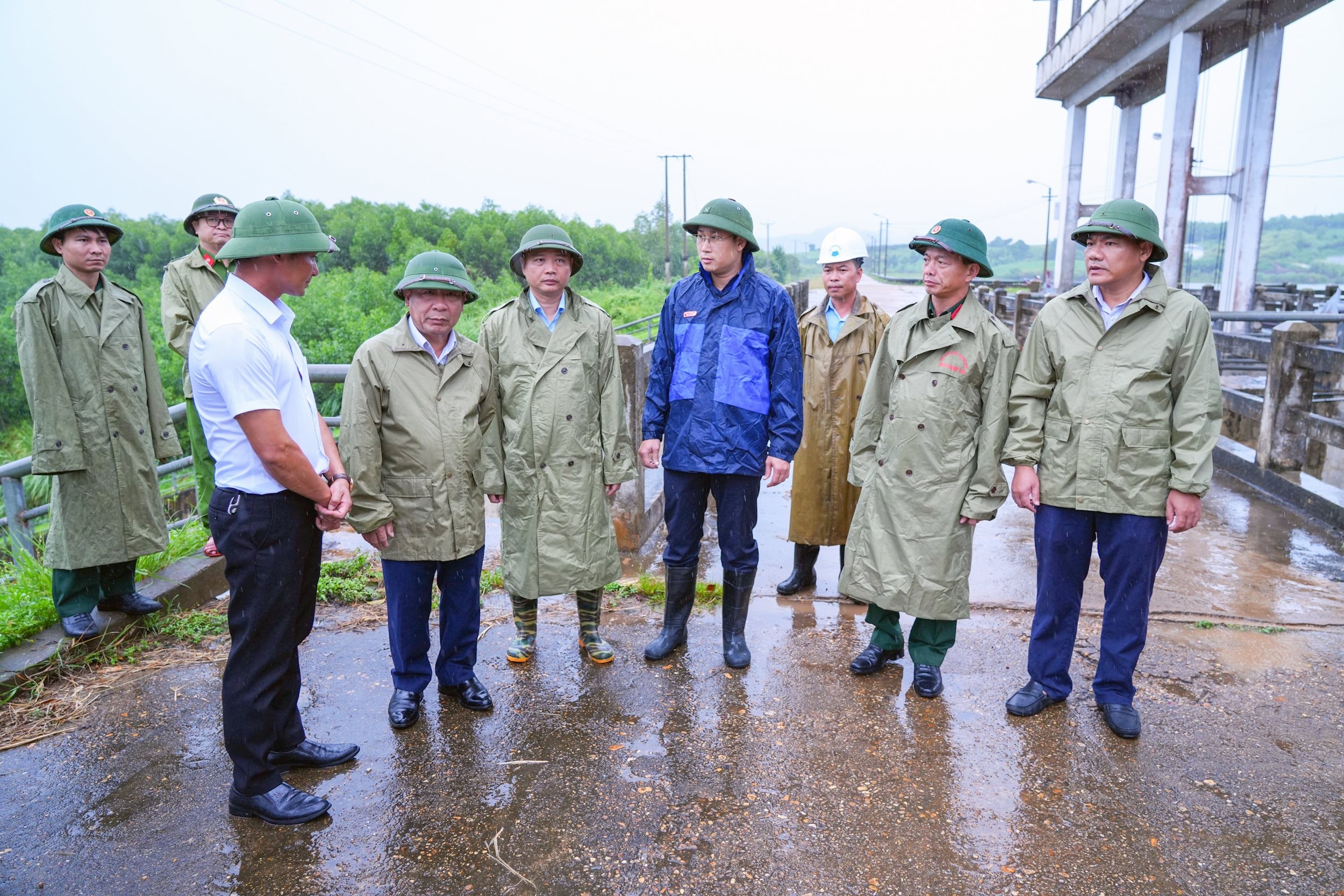bna_lanhdaotinhkiemtra7-6bb0932f8fd9f1dd34b6edb6dbb576a9.jpg