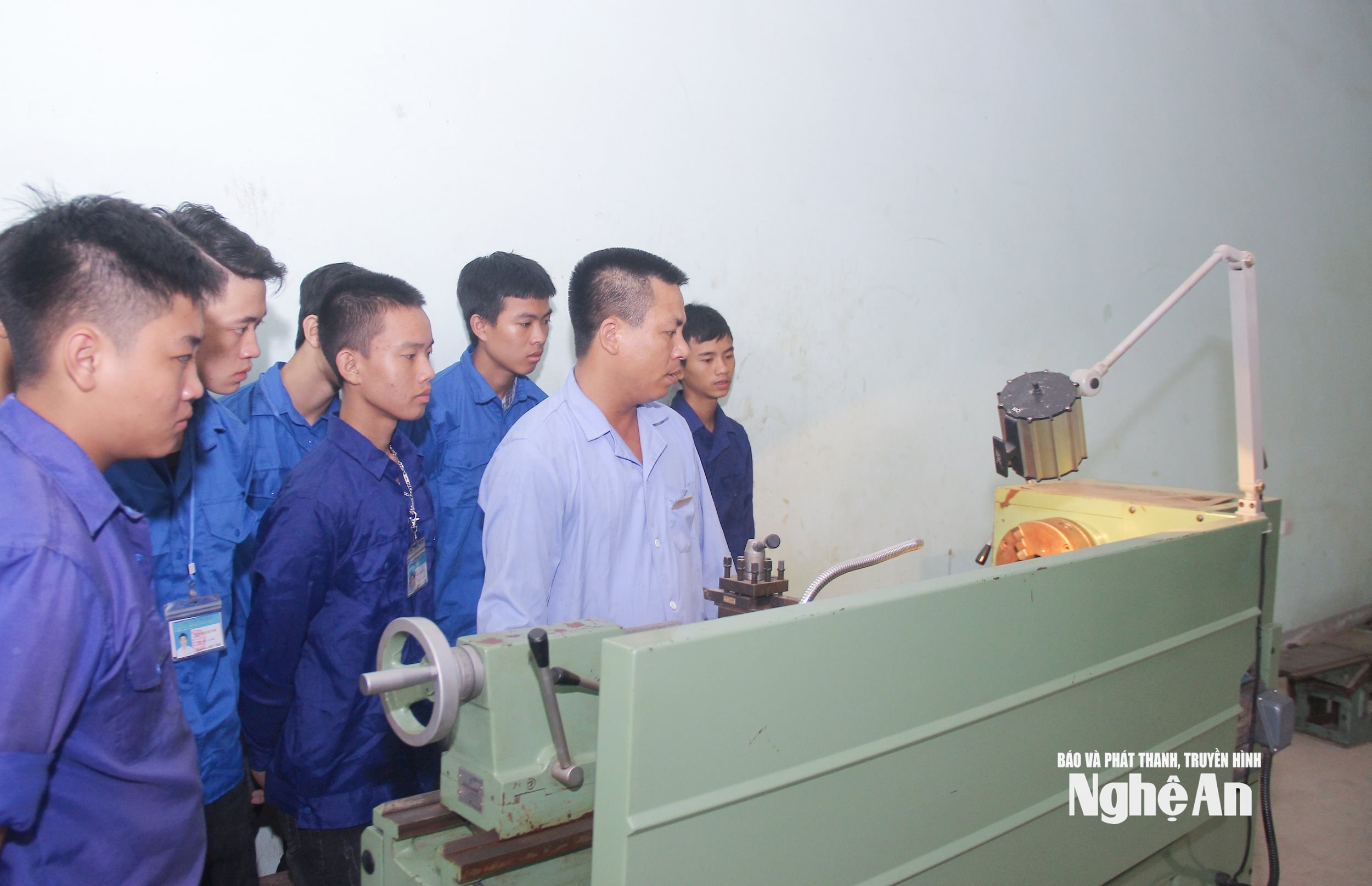  Một giờ học ở Trường trung cấp kỹ thuật Yên Thành. Ảnh Mai Hoa 