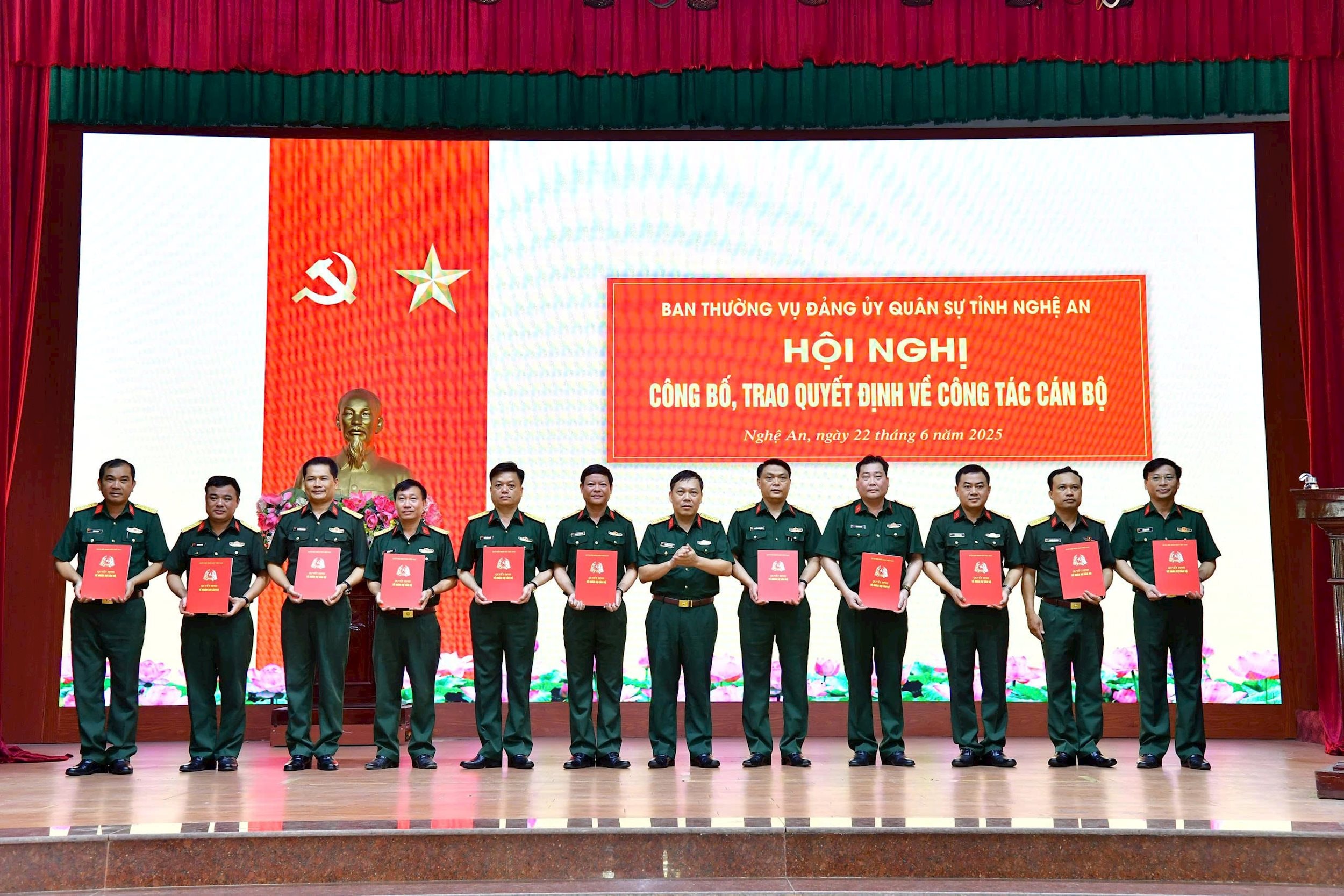 lực lượng vũ trang Ảnh: Bộ chỉ huy quân sự tỉnh anh 5