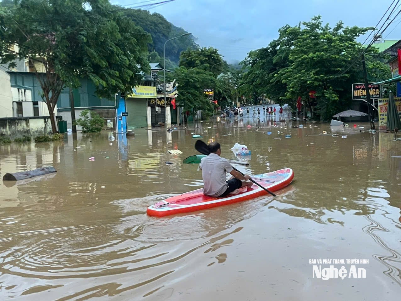 Trung tâm xã Tương Dương