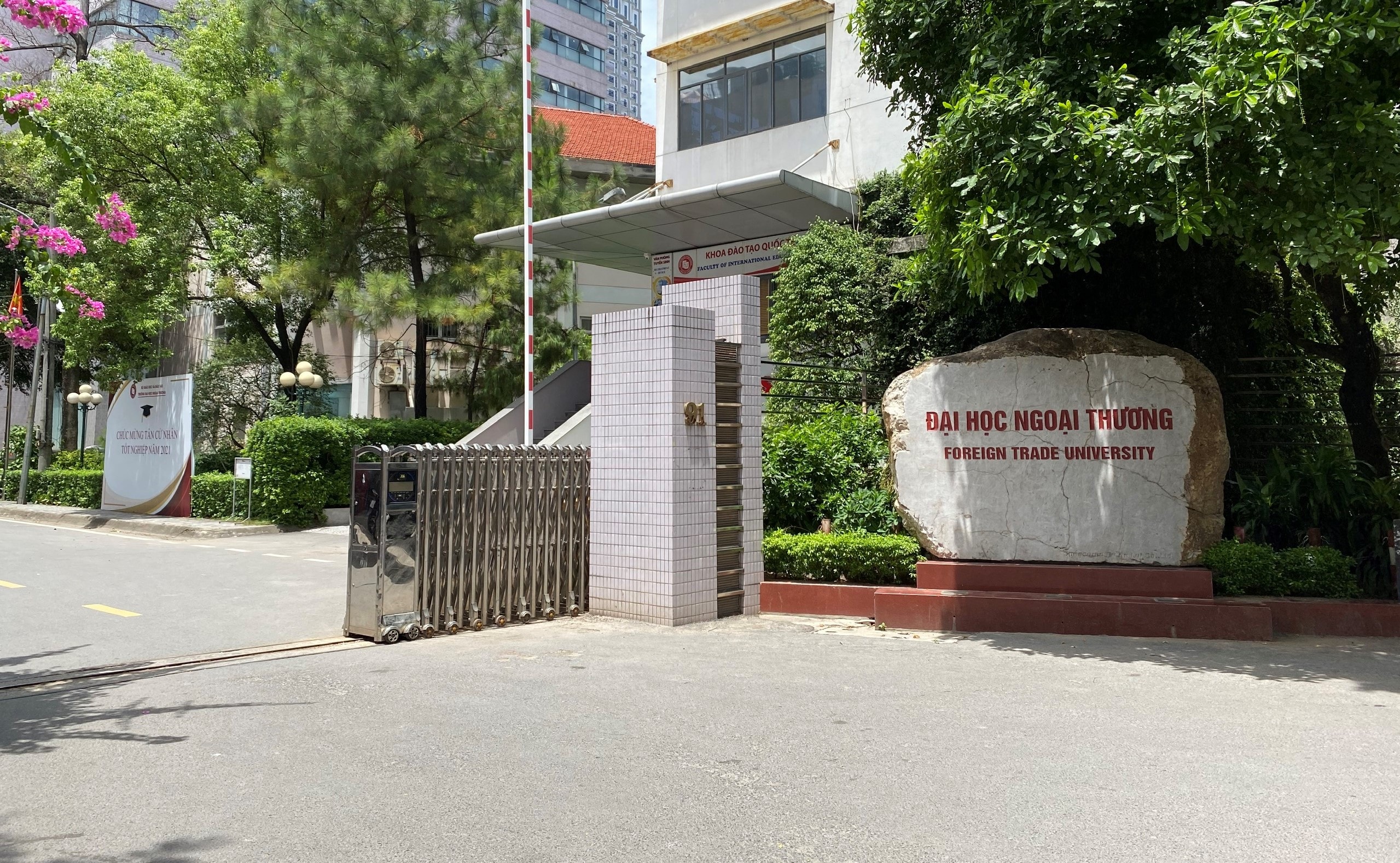 Đại học Ngoại thương công bố điểm sàn 2025