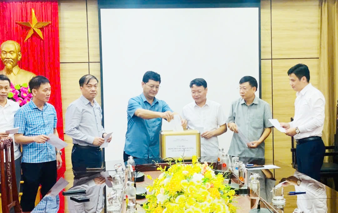 Bn_Ủy ban kiểm tra