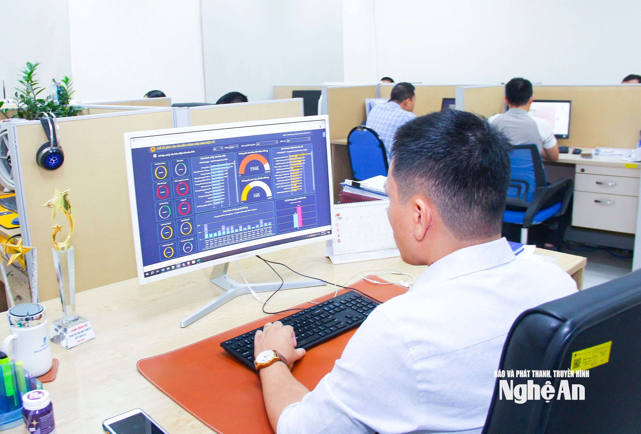 Đổi mới sáng tạo, chuyển đổi số đang được các cấp ủy Đảng ở Nghệ An xác định là một trong khâu đột phá quan trọng trong nhiệm kỳ 2025 - 2030. Ảnh- Mai Hoa