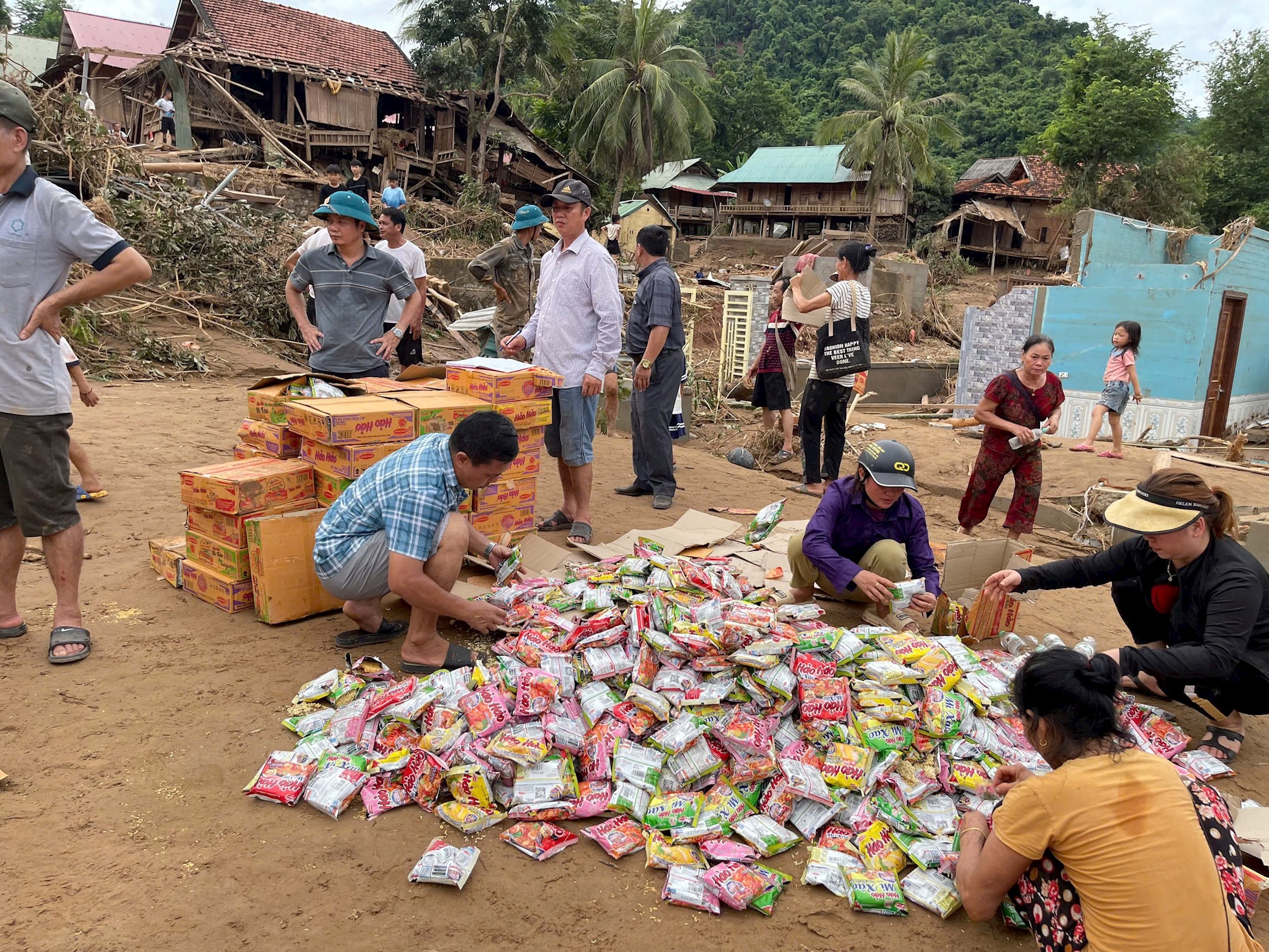 cứu trợ mỹ lý.4