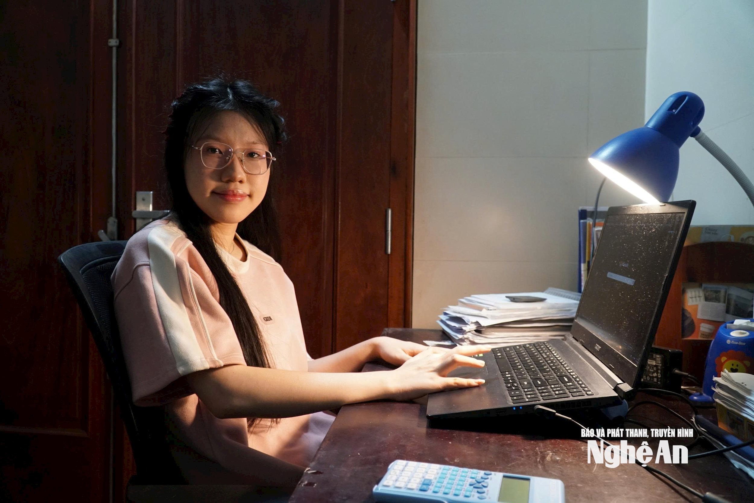 Thái Nhật Linh từng là thủ khoa Kỳ thi tuyển sinh vào lớp 10. Ảnh - Mỹ Hà