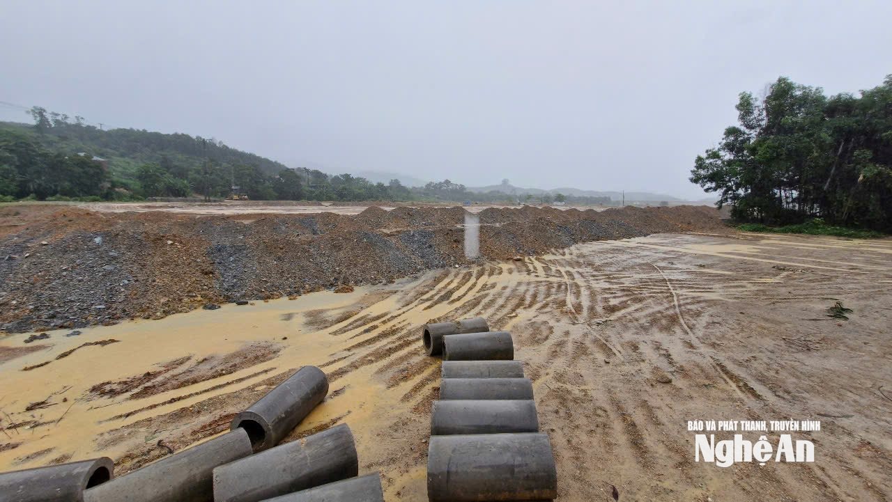 Khu tái định cư sau đập phụ 1 xã Châu Bình ngày 22/7/2025. Ảnh: Nhật Lân