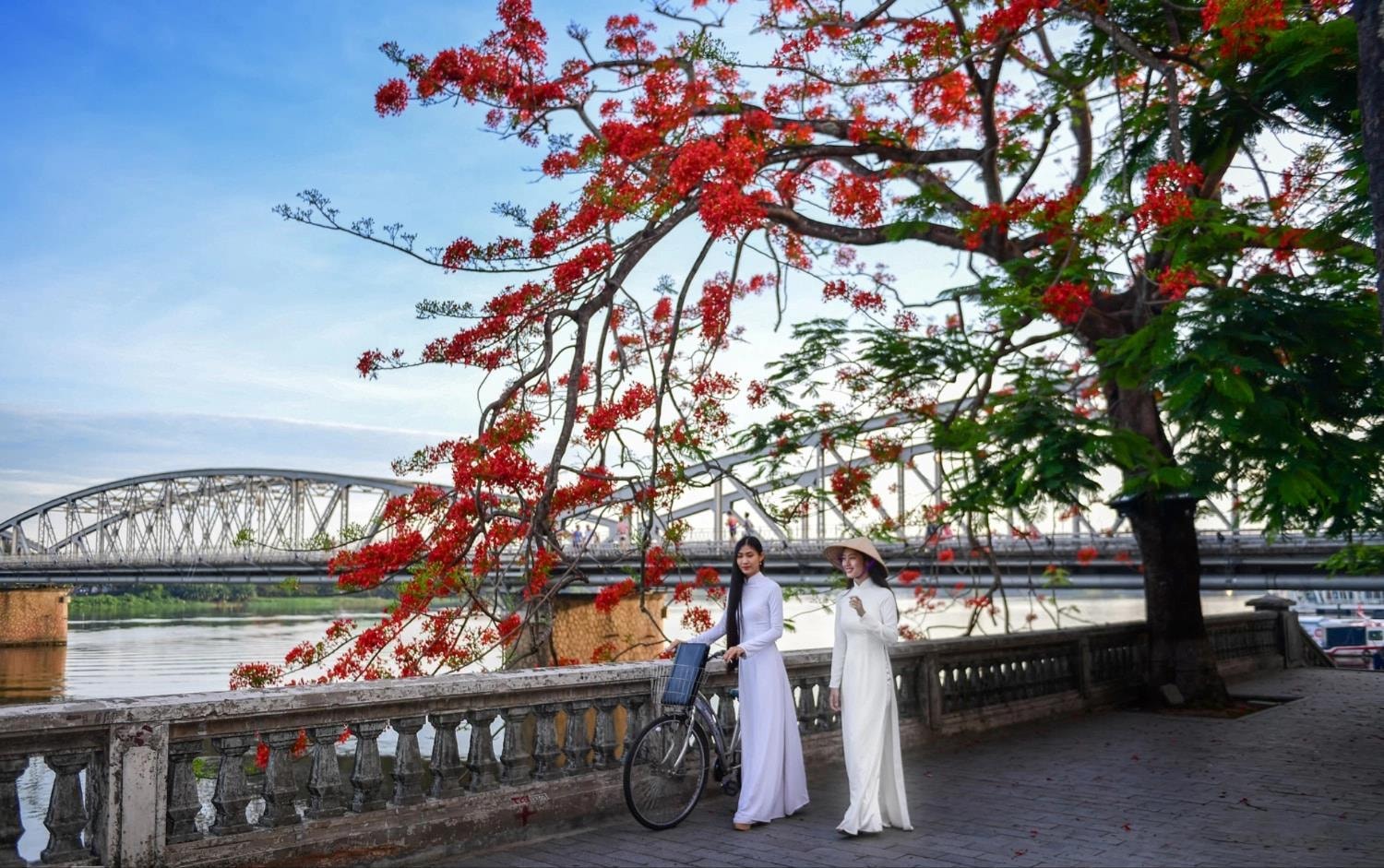 Kinh nghiệm du lịch Huế 3 ngày 2 đêm trọn vẹn, chi tiết