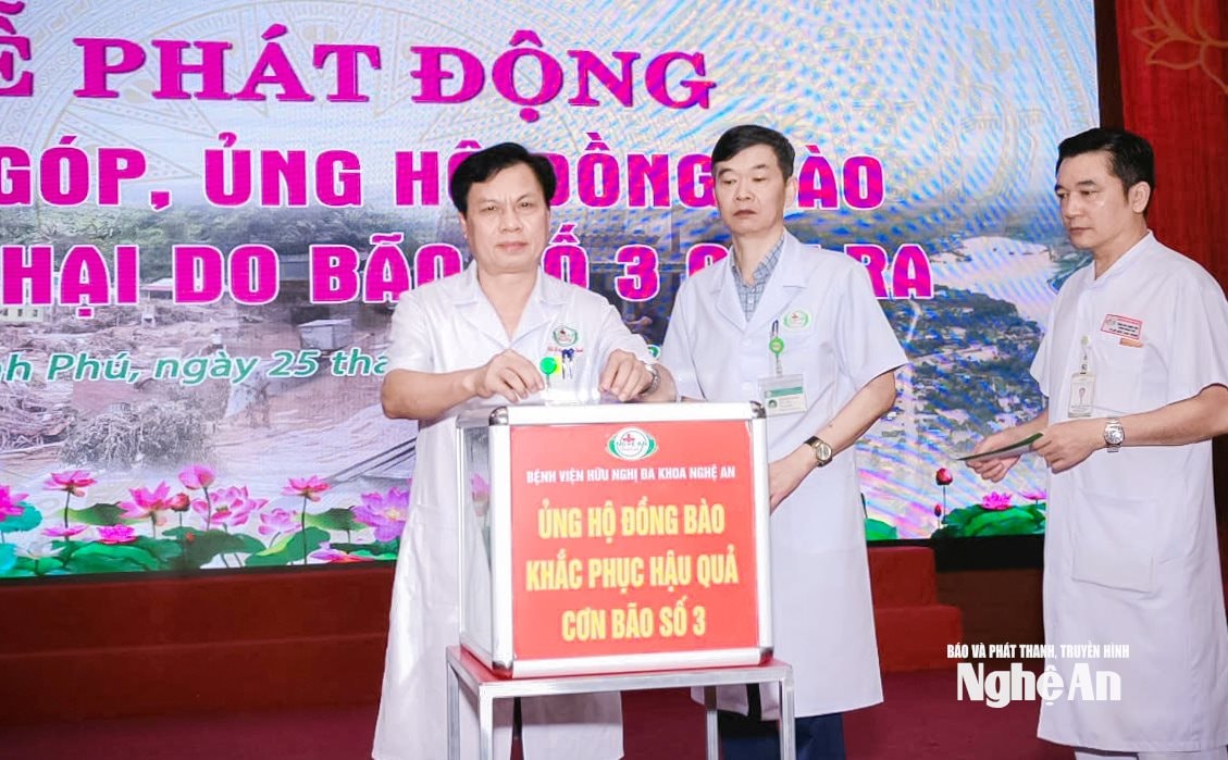 z6839245139078_9564ee0a5eed1012fdc08a5d95c4bf80 copy