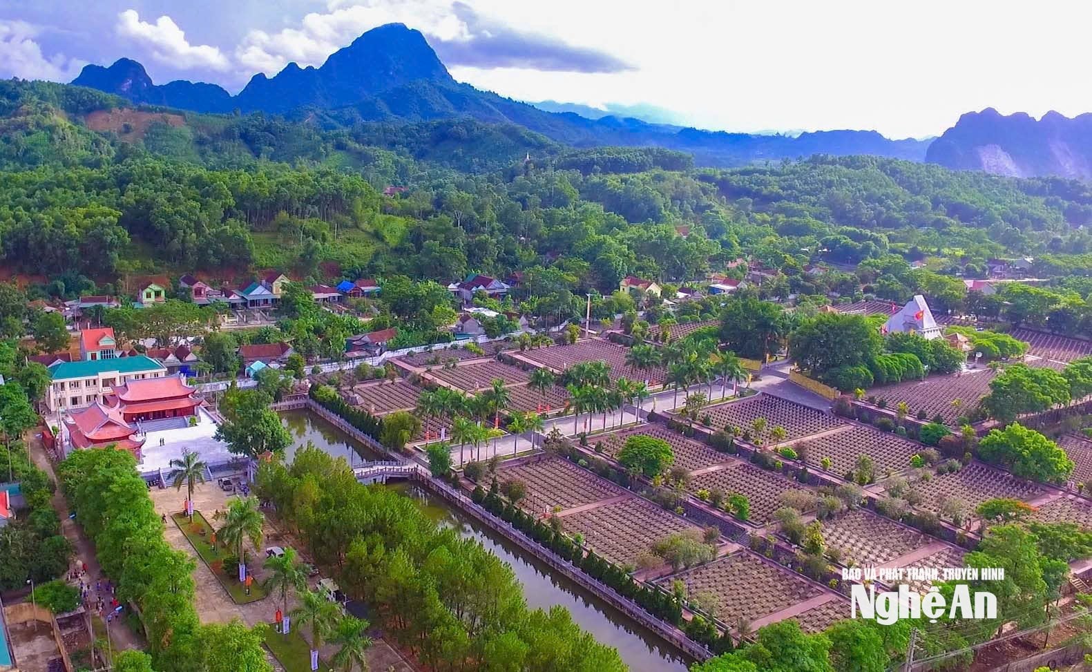 01 nghĩa trang Việt Lào