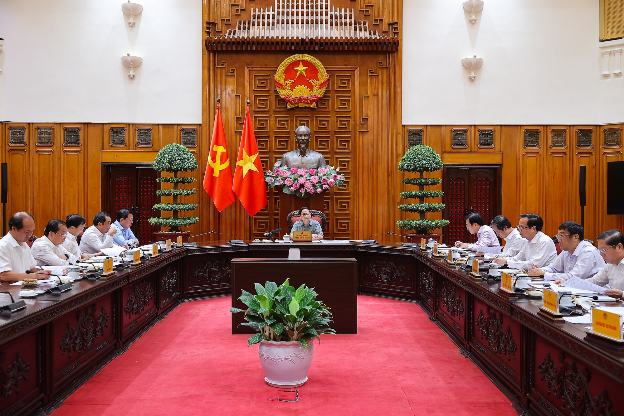 Thủ tướng: Triển khai chiến dịch thần tốc xây dựng 100 trường nội trú tại 100 xã biên giới- Ảnh 2. Thủ tướng: Triển khai chiến dịch thần tốc xây dựng 100 trường nội trú tại 100 xã biên giới- Ảnh 2.