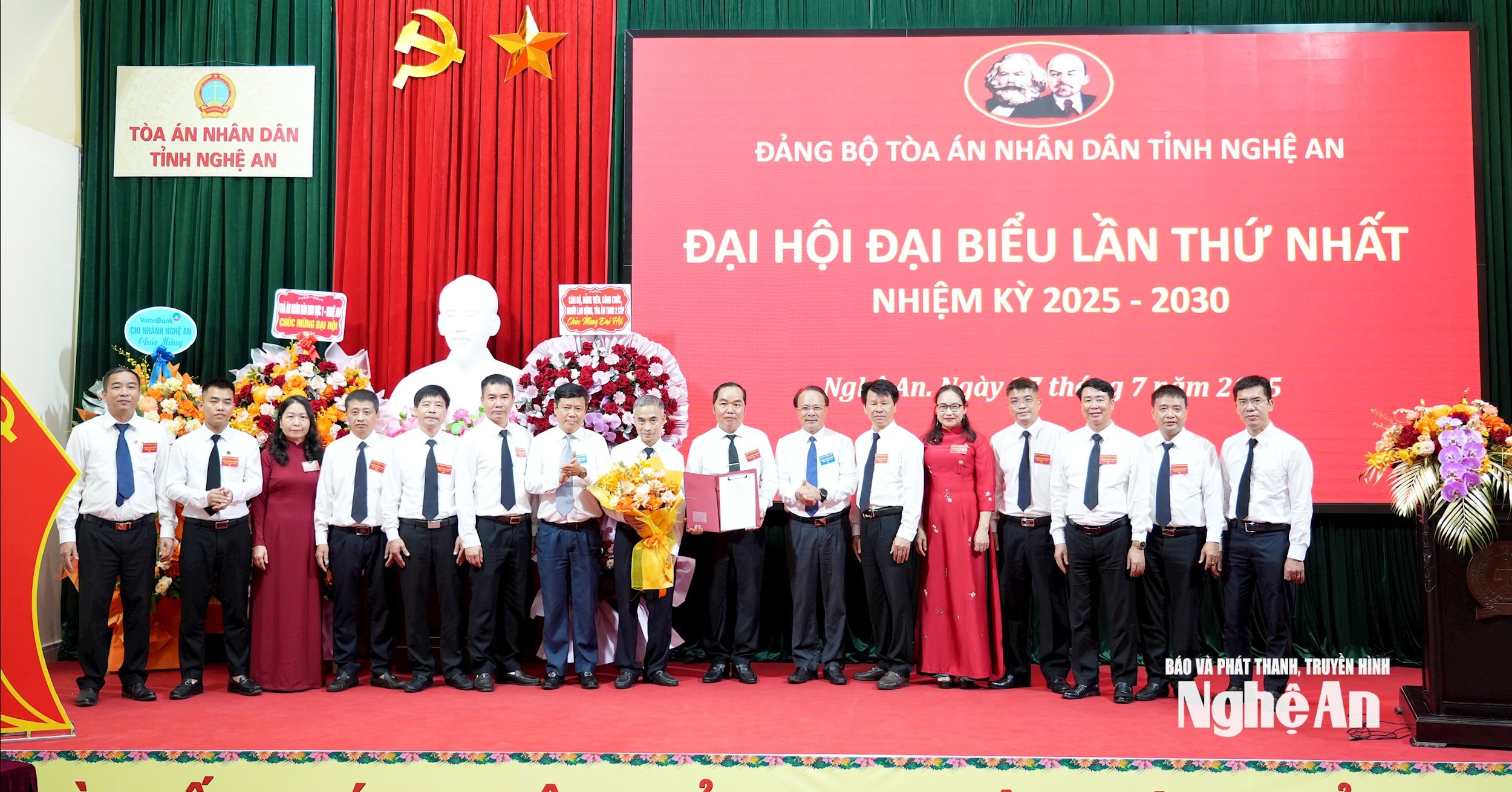 chấp hành