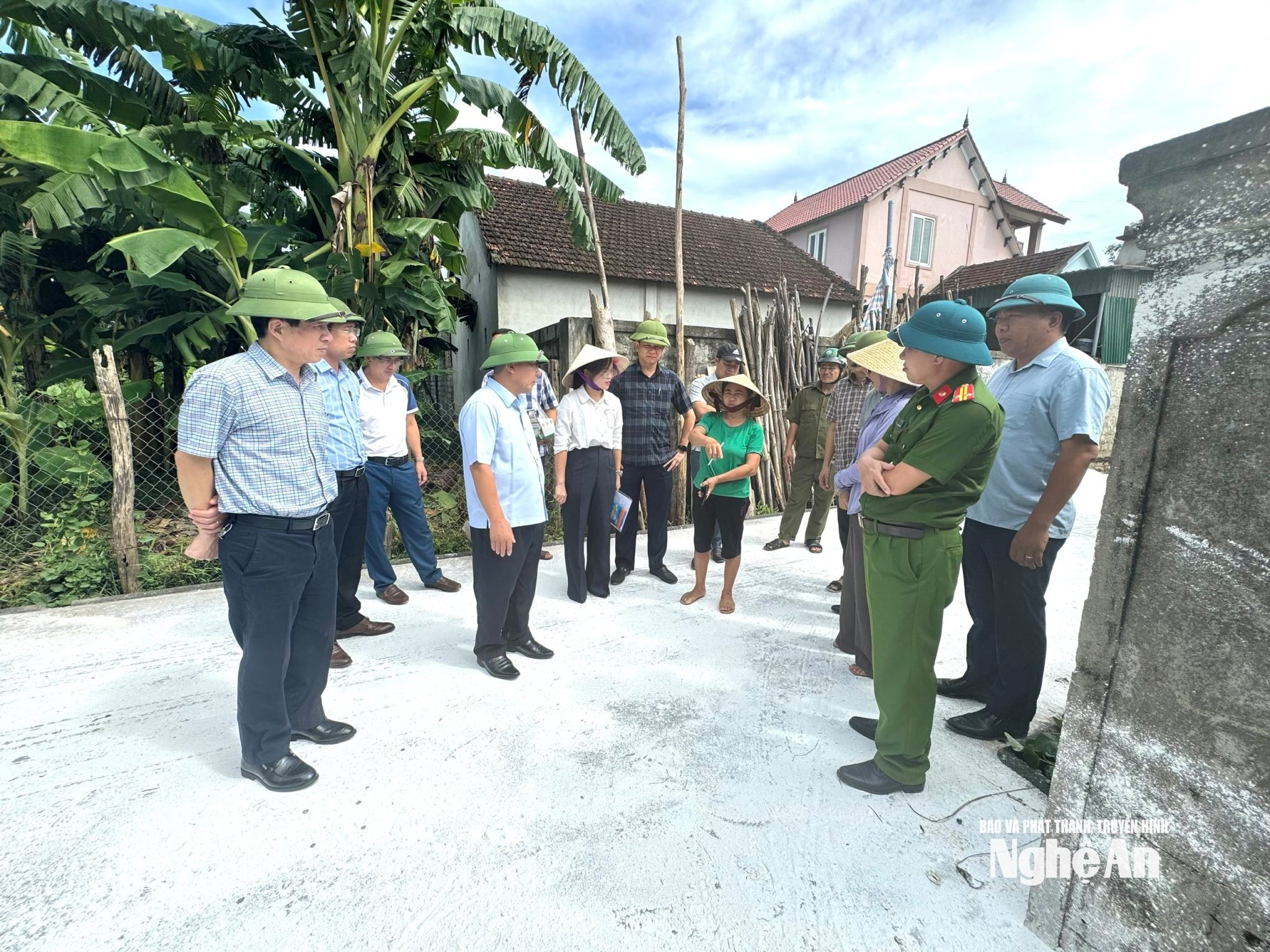 Phó Chủ tịch UBND tỉnh Nguyễn Văn Đệ kiểm tra công tác phòng chống dịch tả lợn châu Phi tại các xã Giai Lạc, Yên Thành, Quan Thành