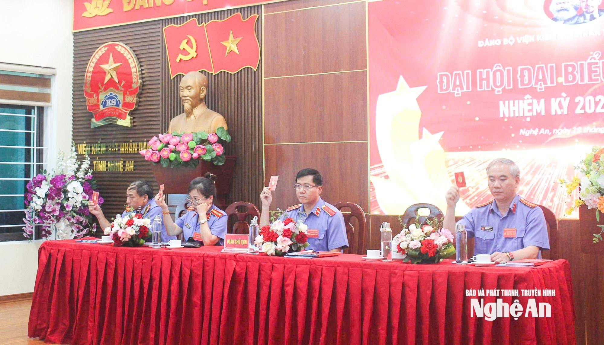 Đại hội VKS-10