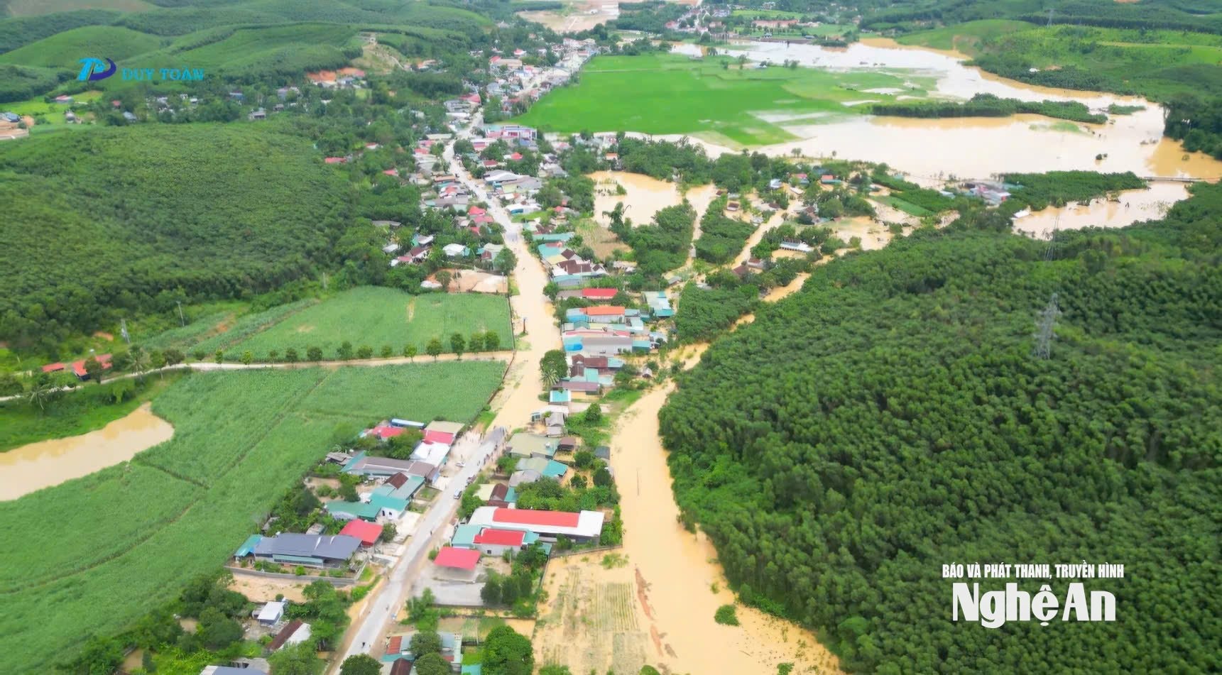 Ngập lụt ở xã Châu Bình trong sáng 23/7/2025. Ảnh: CSCC