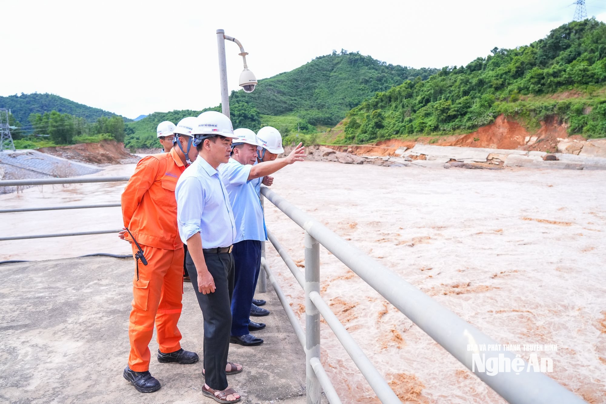 PCT Nguyễn Văn Đệ-9