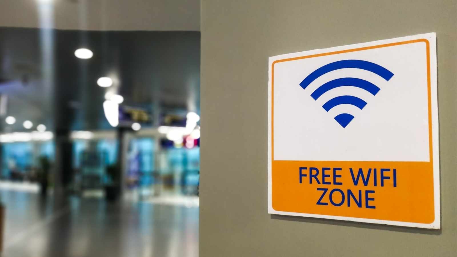 Luôn cảnh giác khi kết nối với các mạng Wi-Fi công cộng. Ảnh: Internet