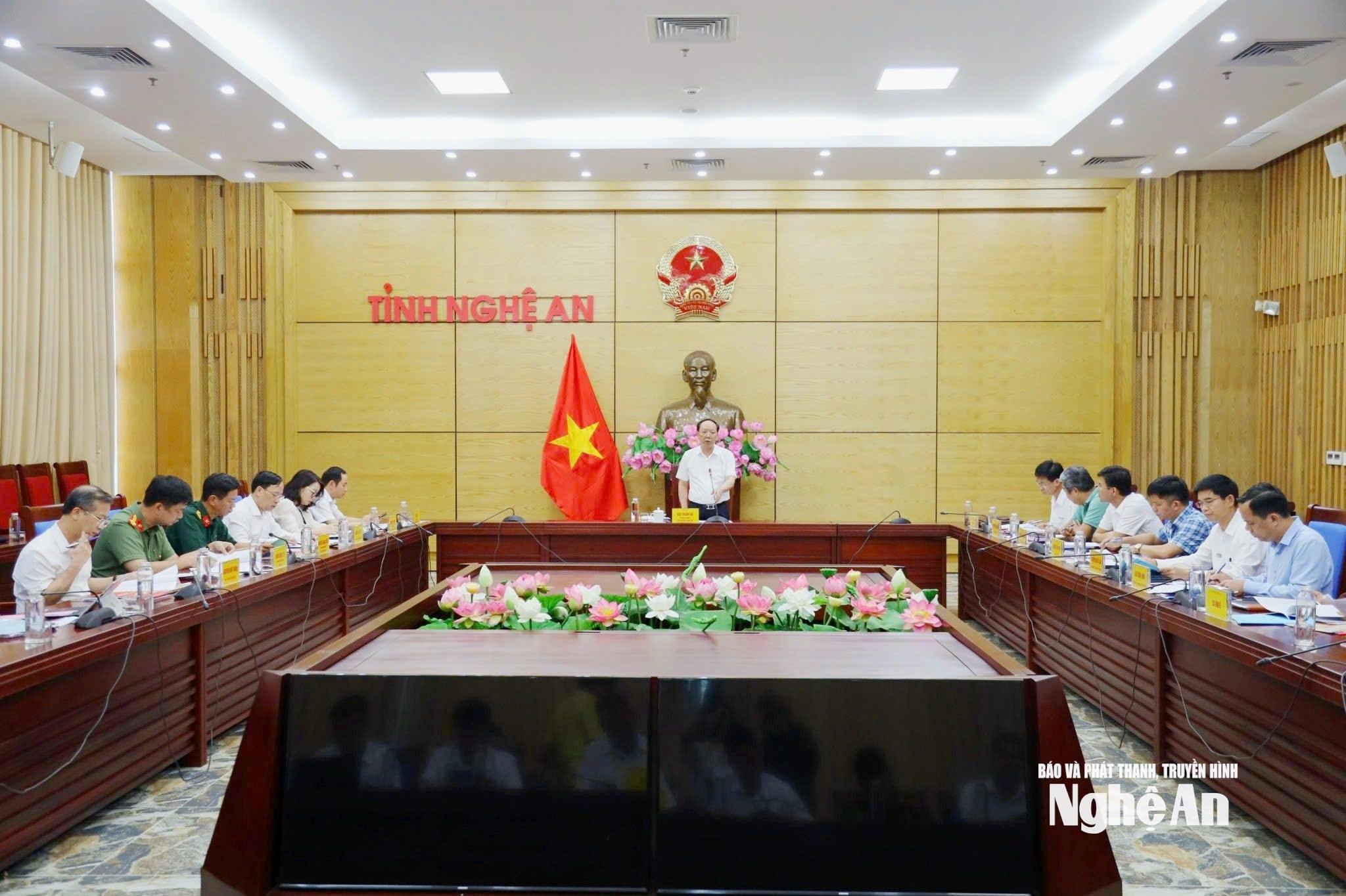 toàn cảnh