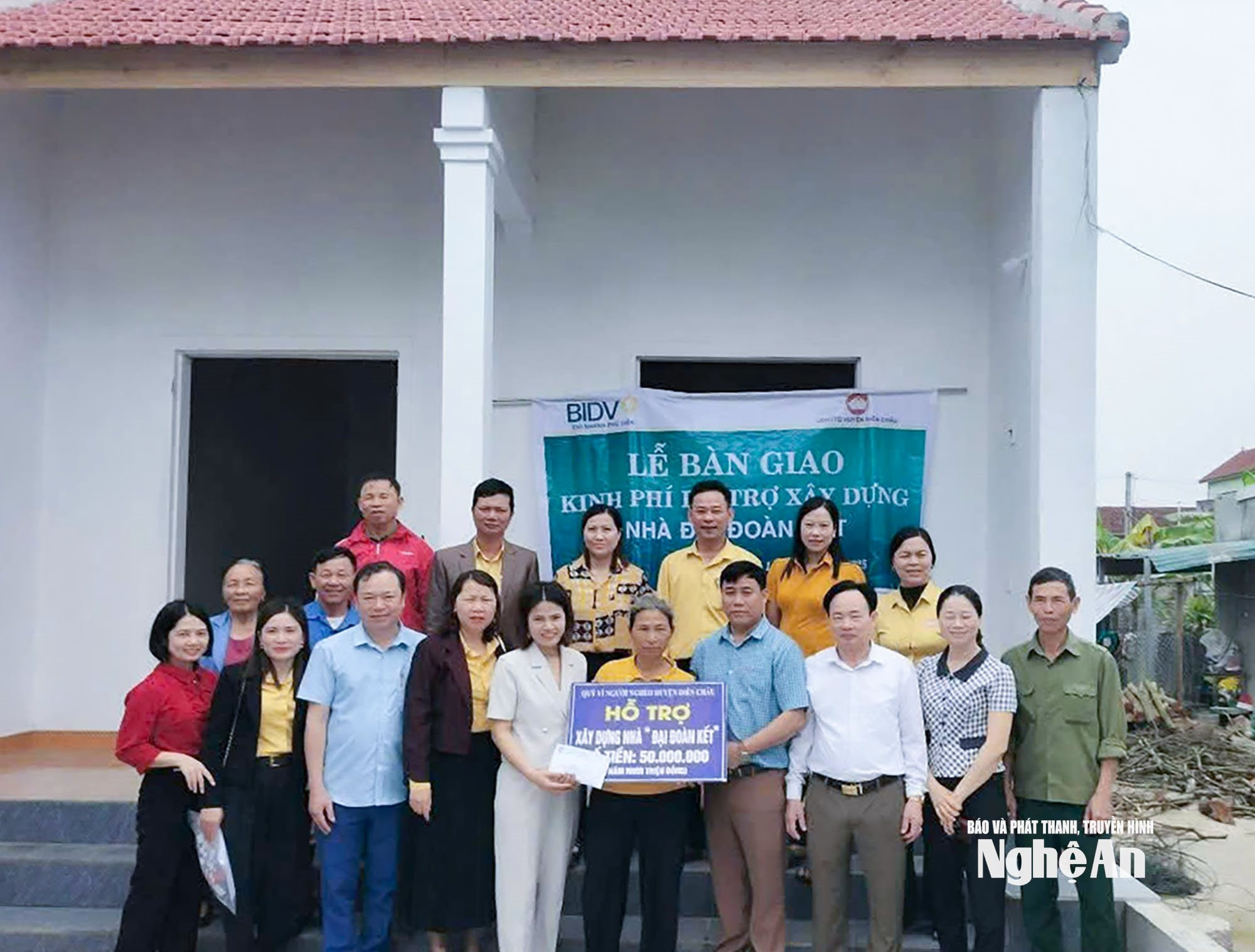 Nghệ An hoàn thành 100% chương trình làm nhà ở cho người nghèo