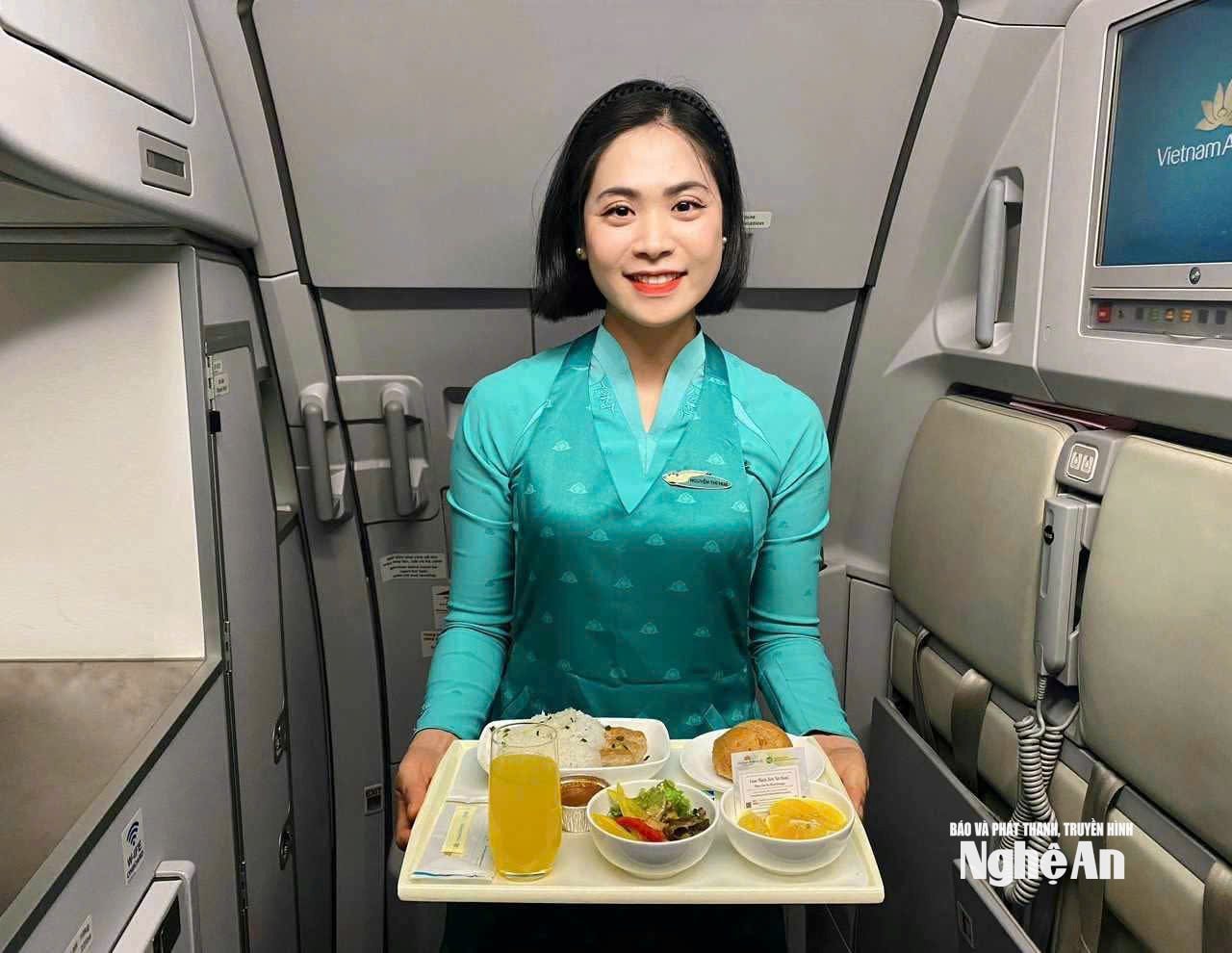 Cam Xã Đoài của ông Trịnh Xuân Giáo xuất hiện trên các chuyến bay của Việt Nam. Ảnh P.V