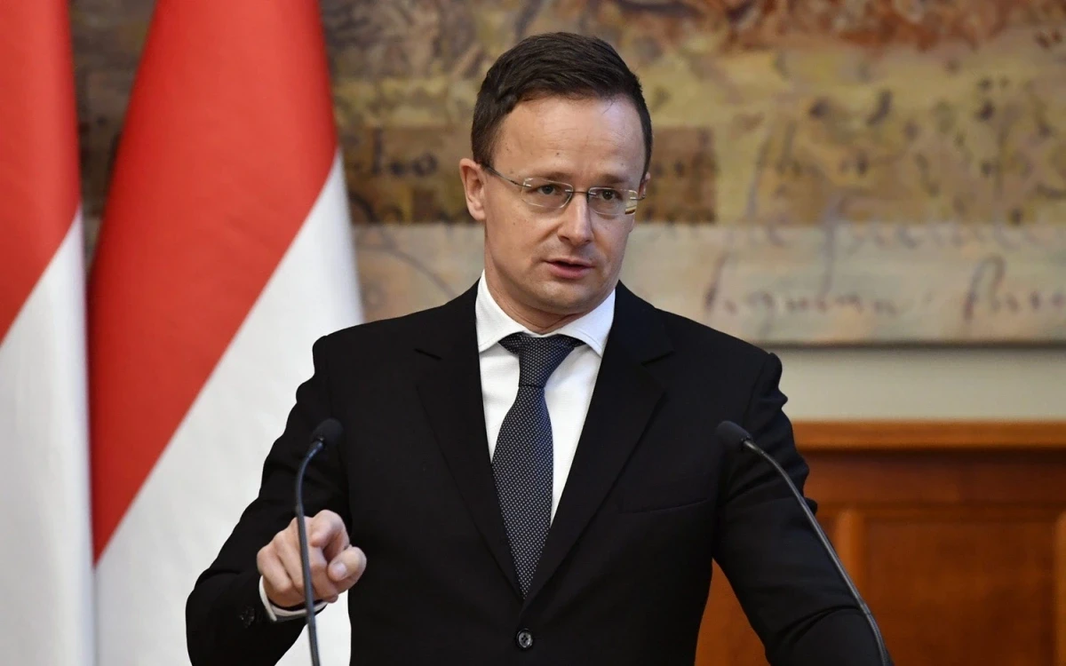 bo truong Hungary Szijjarto -Hungary Today.jpg