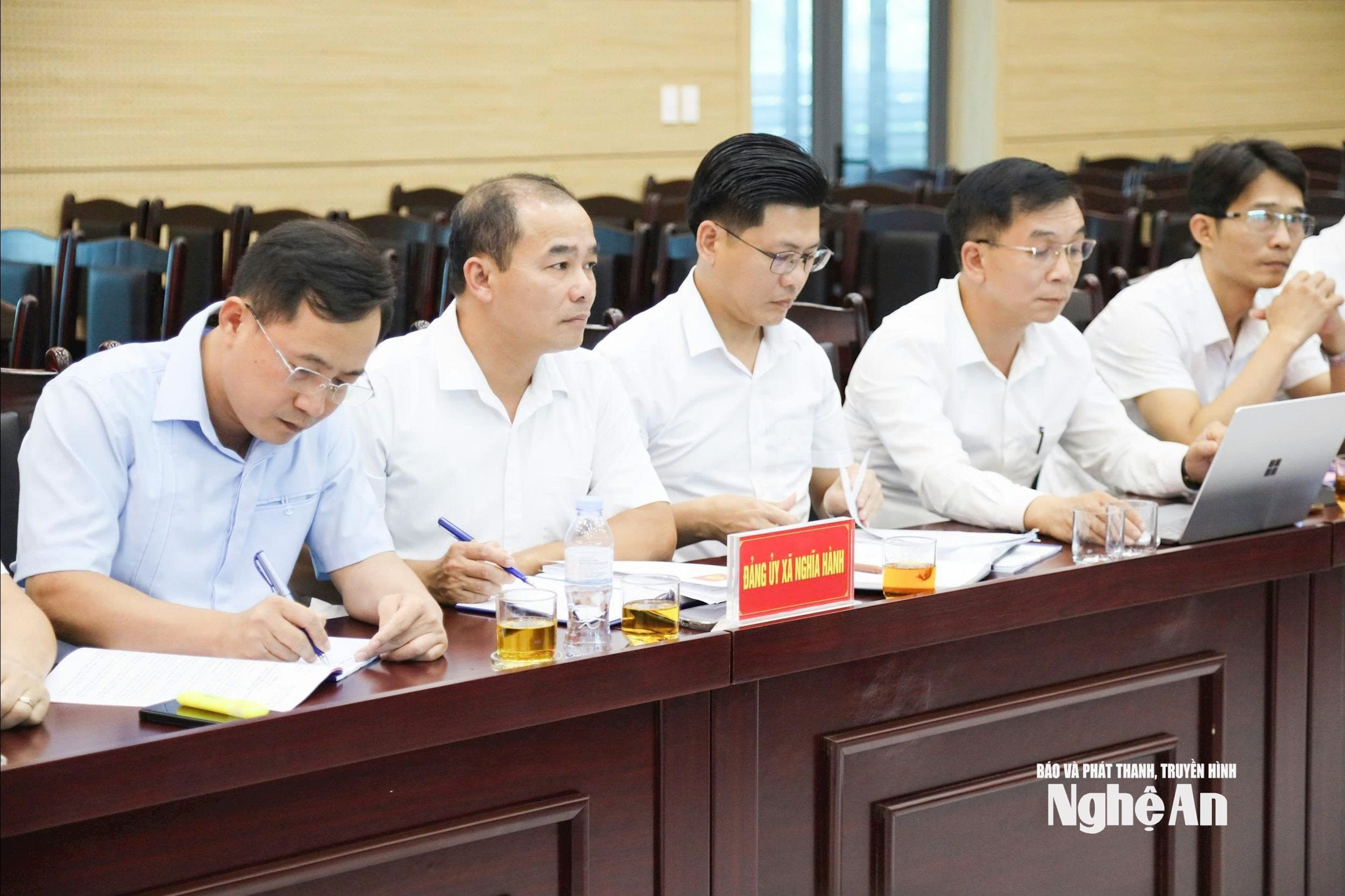 nghĩa hành