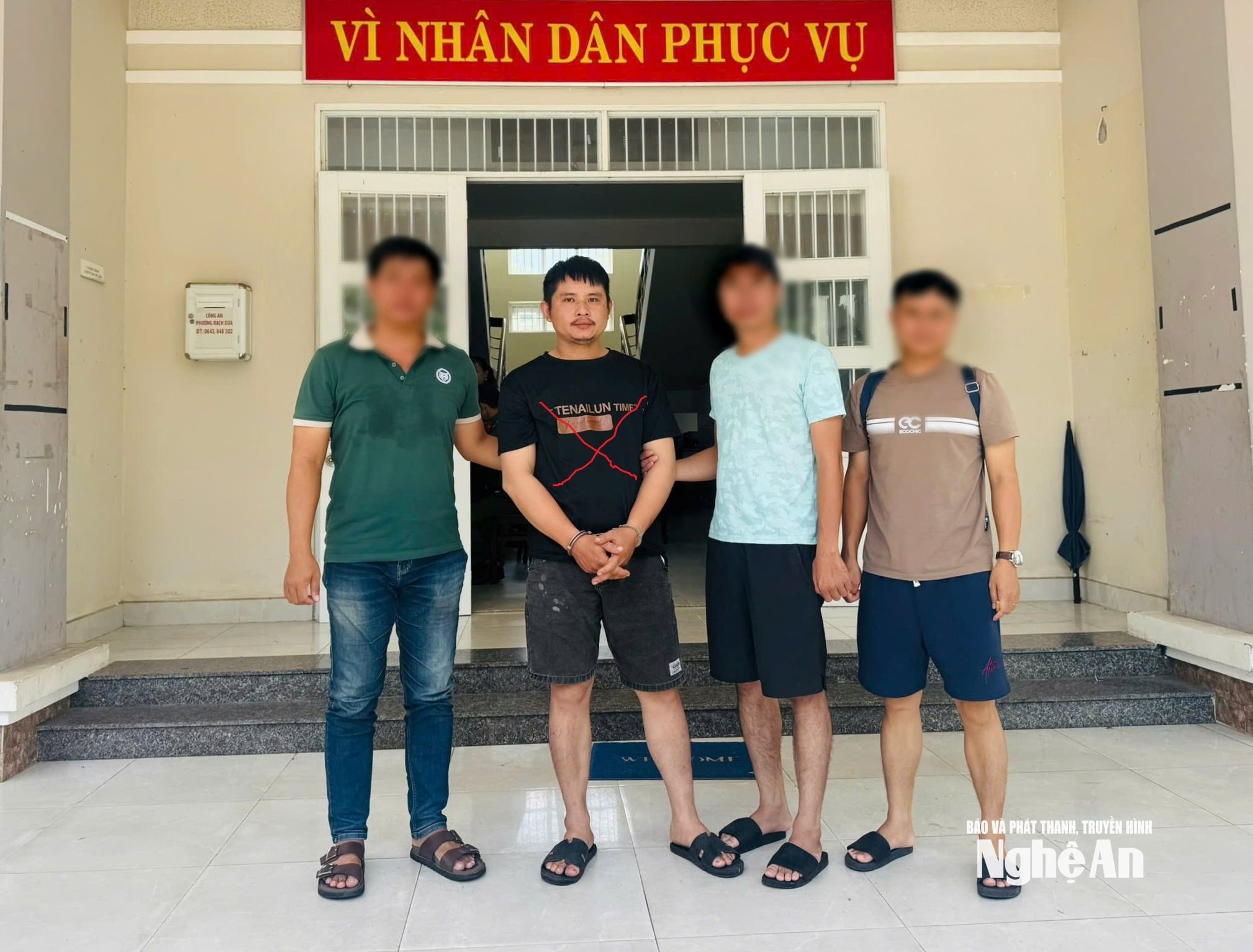123.ảnh pv