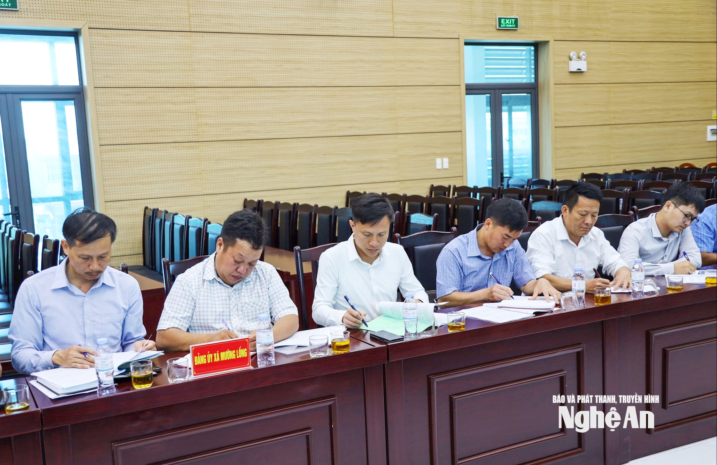 Đảng ủy xã Mường Lống