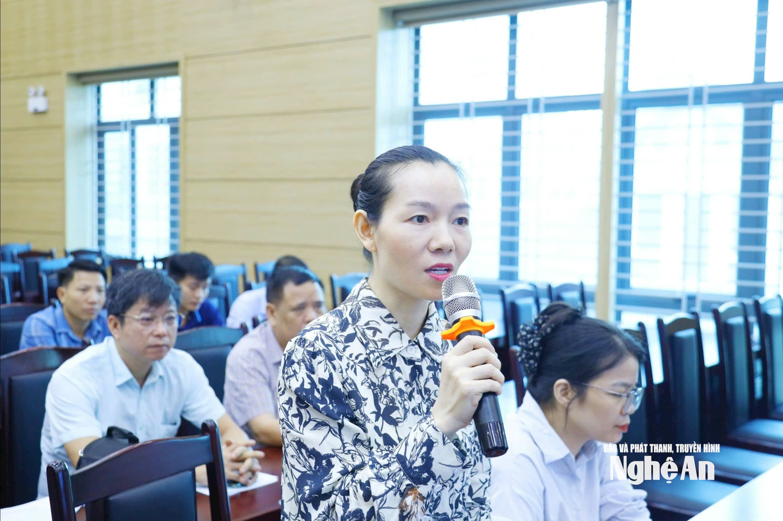  trao đổi