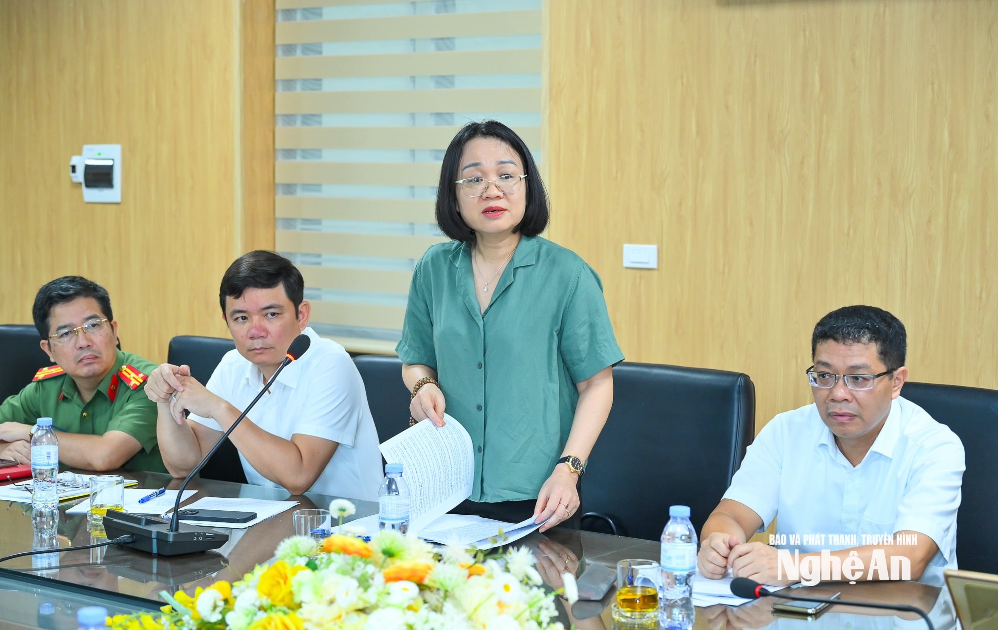 Tiểu ban tuyên truyền Đại hội Đảng-9