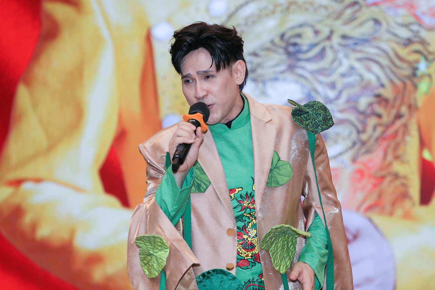 Nguyên Vũ thực hiện dự án 