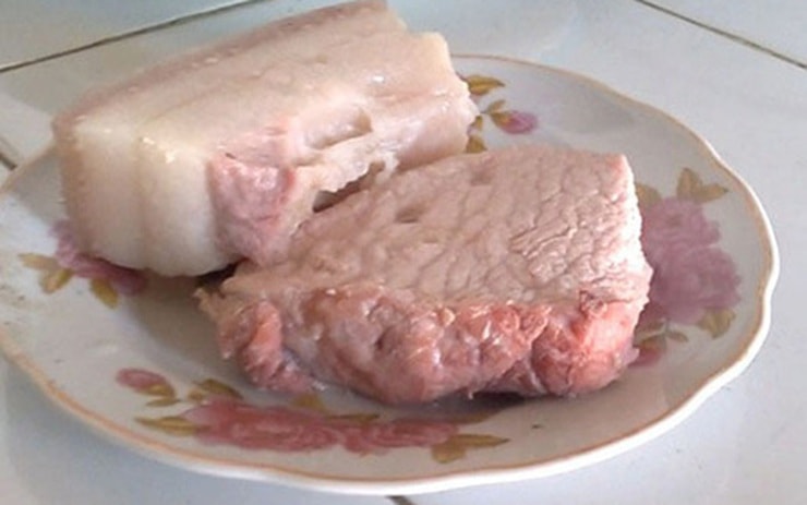 Luộc thịt mãi không chín