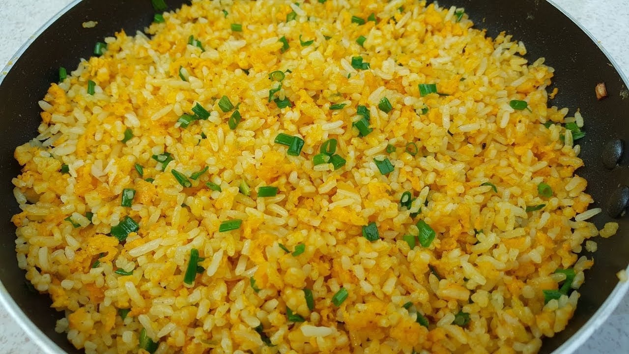Cách làm cơm chiên dưa bò đơn giản, thơm ngon khó cưỡng
