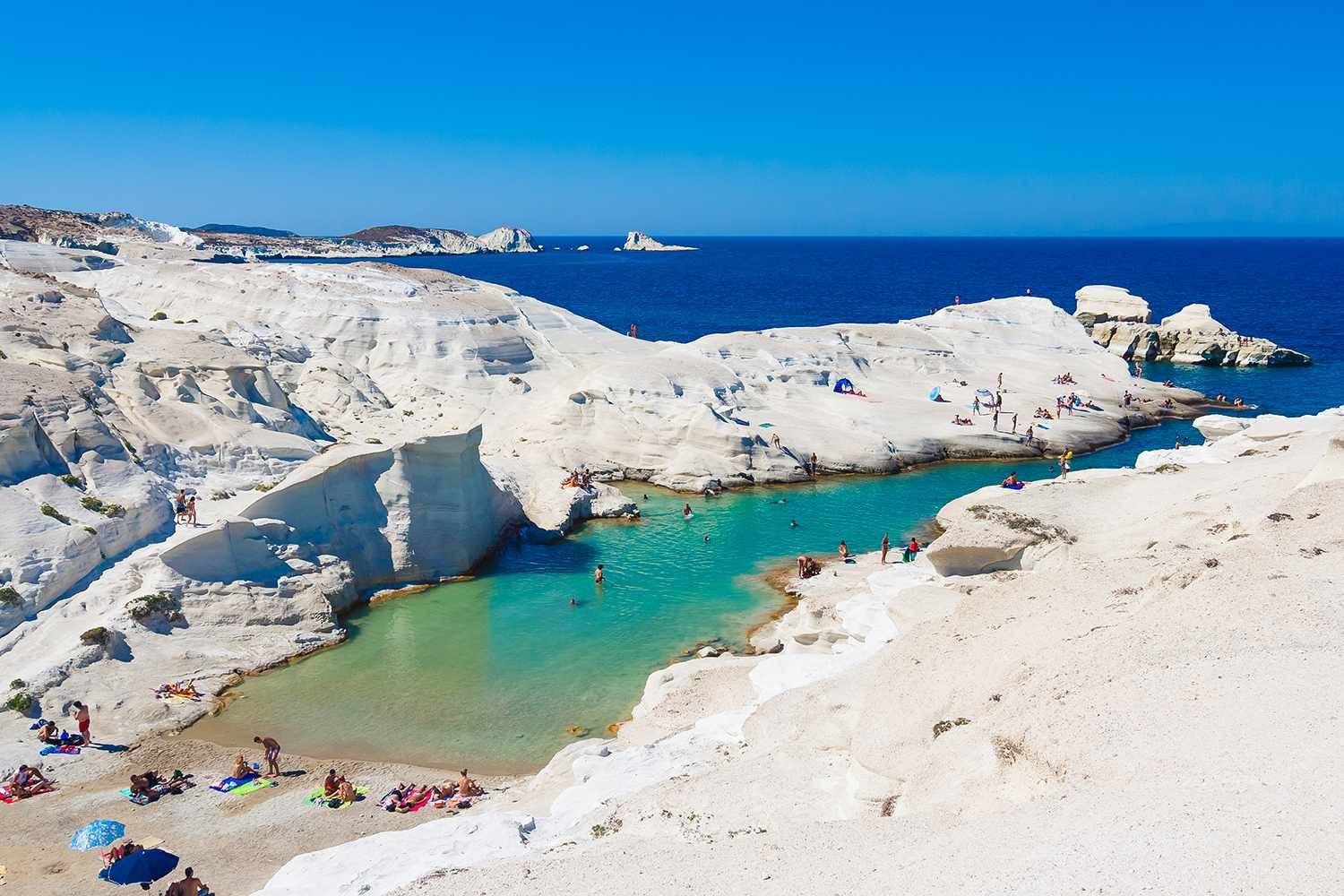 sarakiniko-beach-greece-1-080825-57ef18f7f9e241f19404601d3d2c8b97-2505.jpg