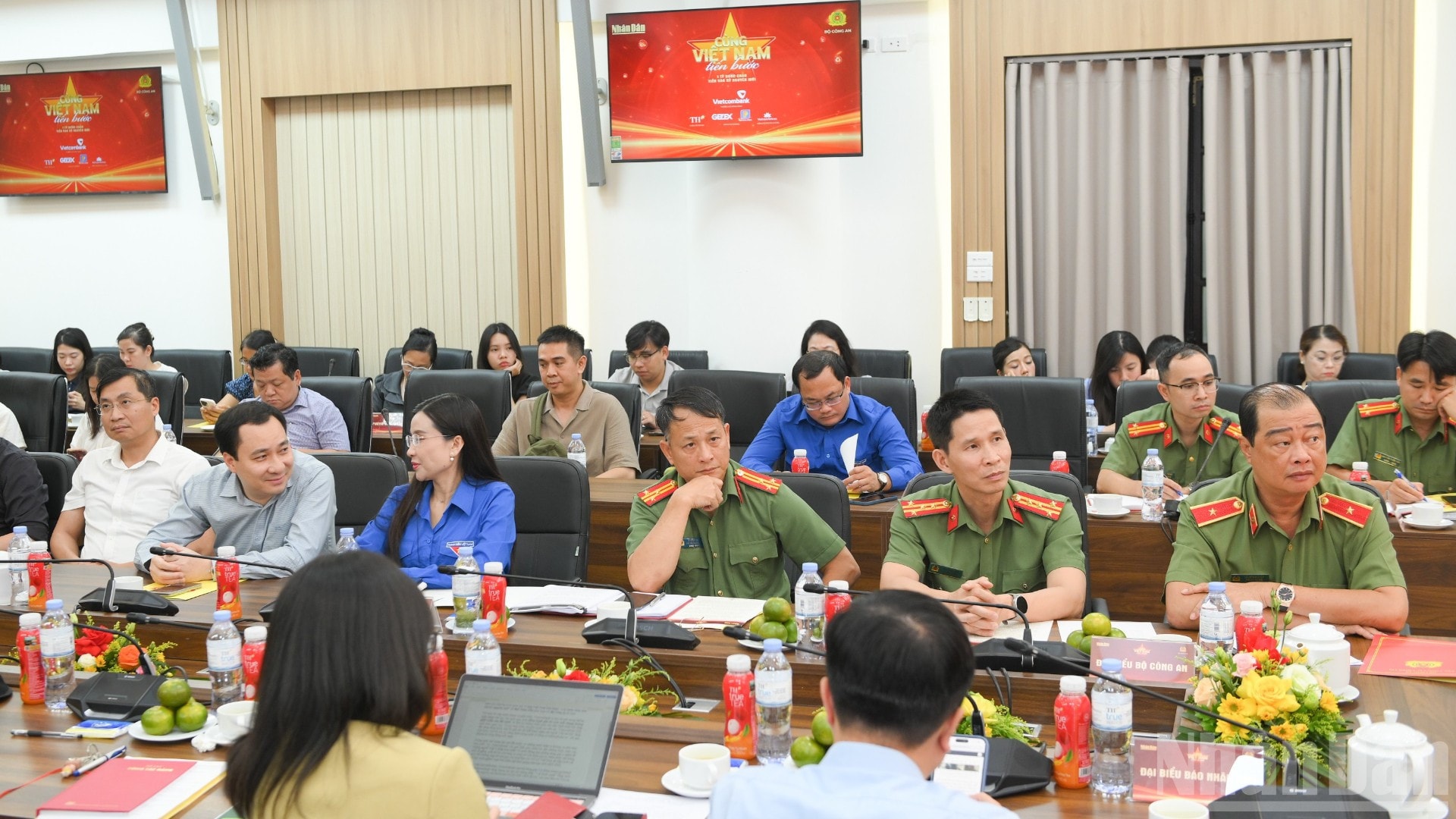 ndo_br_dai-bieu-9648.jpg