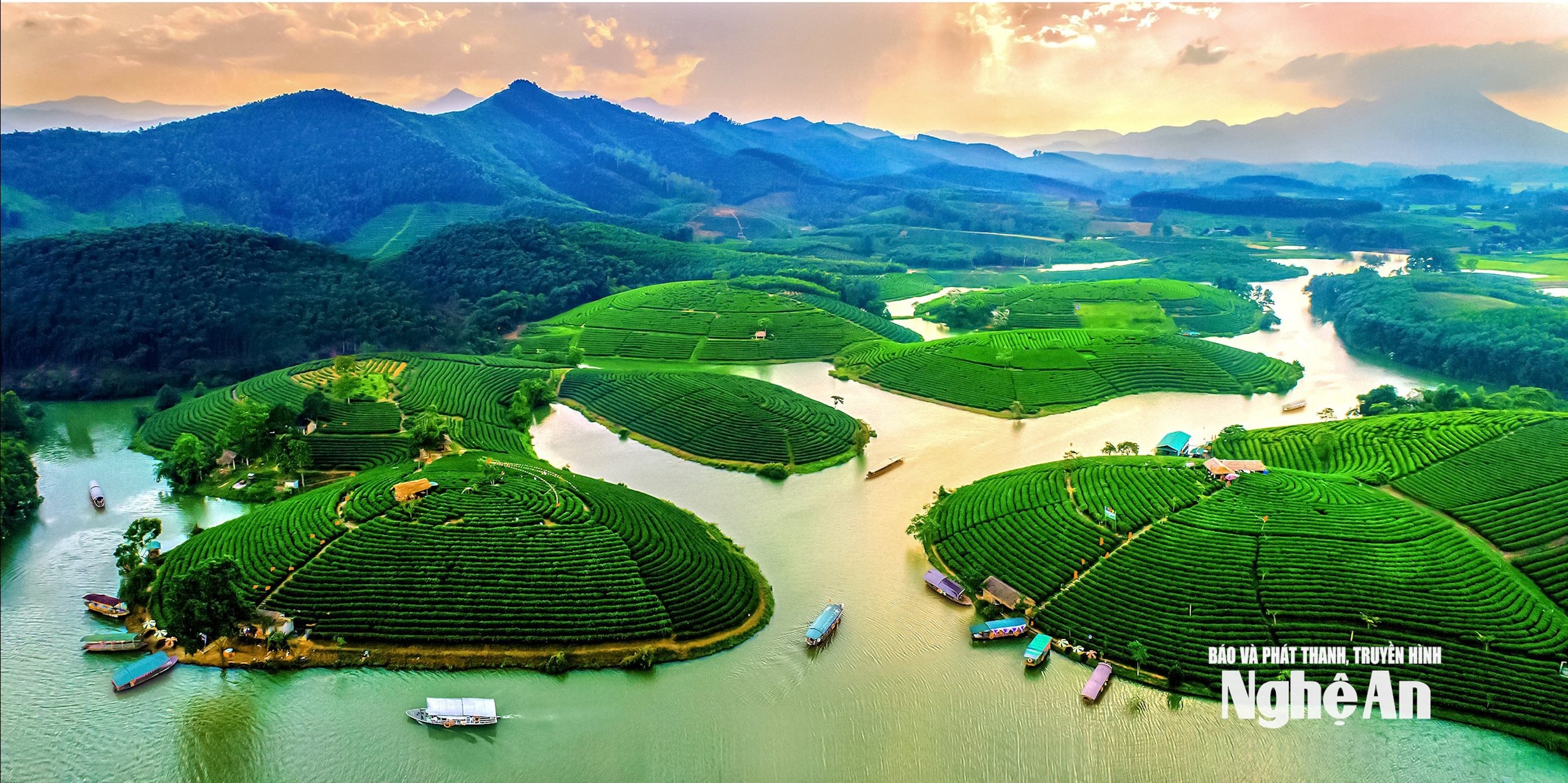 bna_nghe-an-diem-du-lich-phai-den-mot-lan-trong-doi-141535.jpg