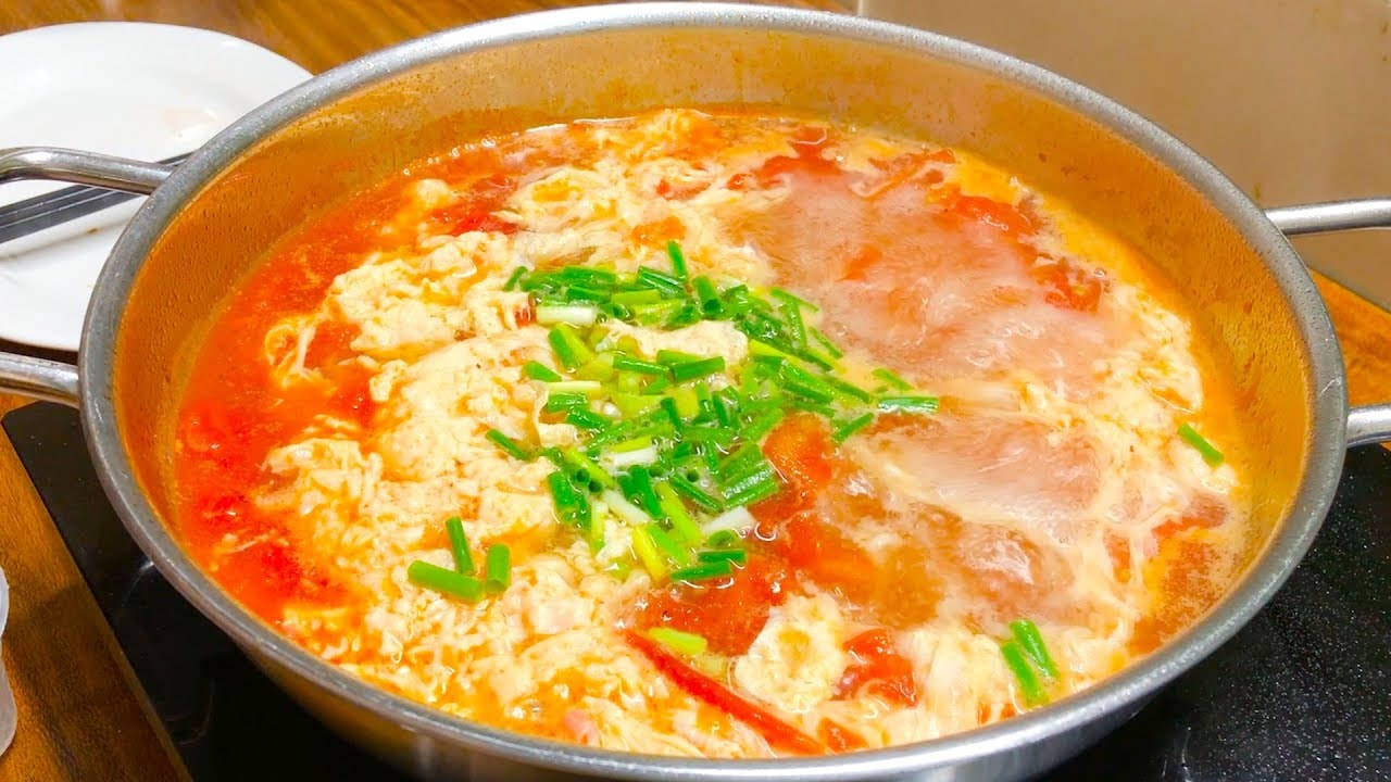Mẹo nấu canh trứng cà chua thơm ngon, sánh mịn với “hoa” trứng đẹp mắt