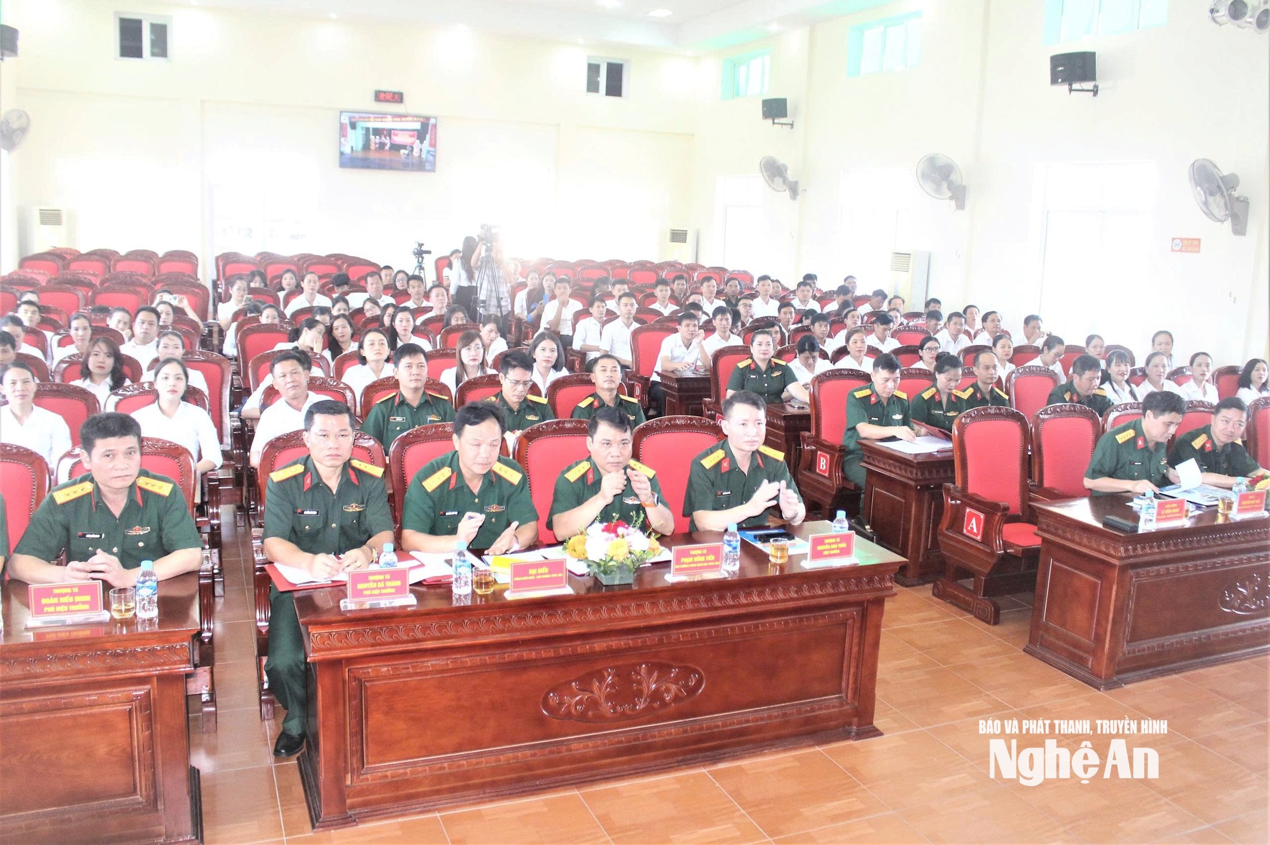 TOÀN CẢNH