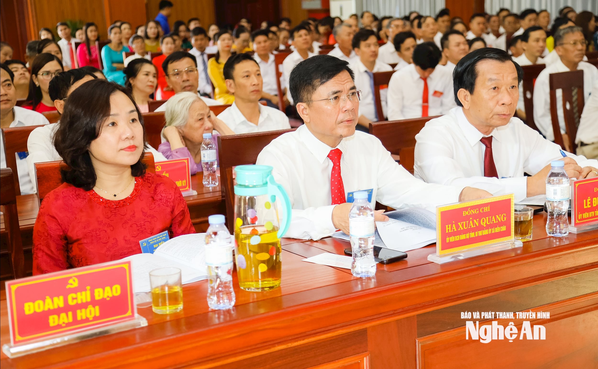  chị oanh