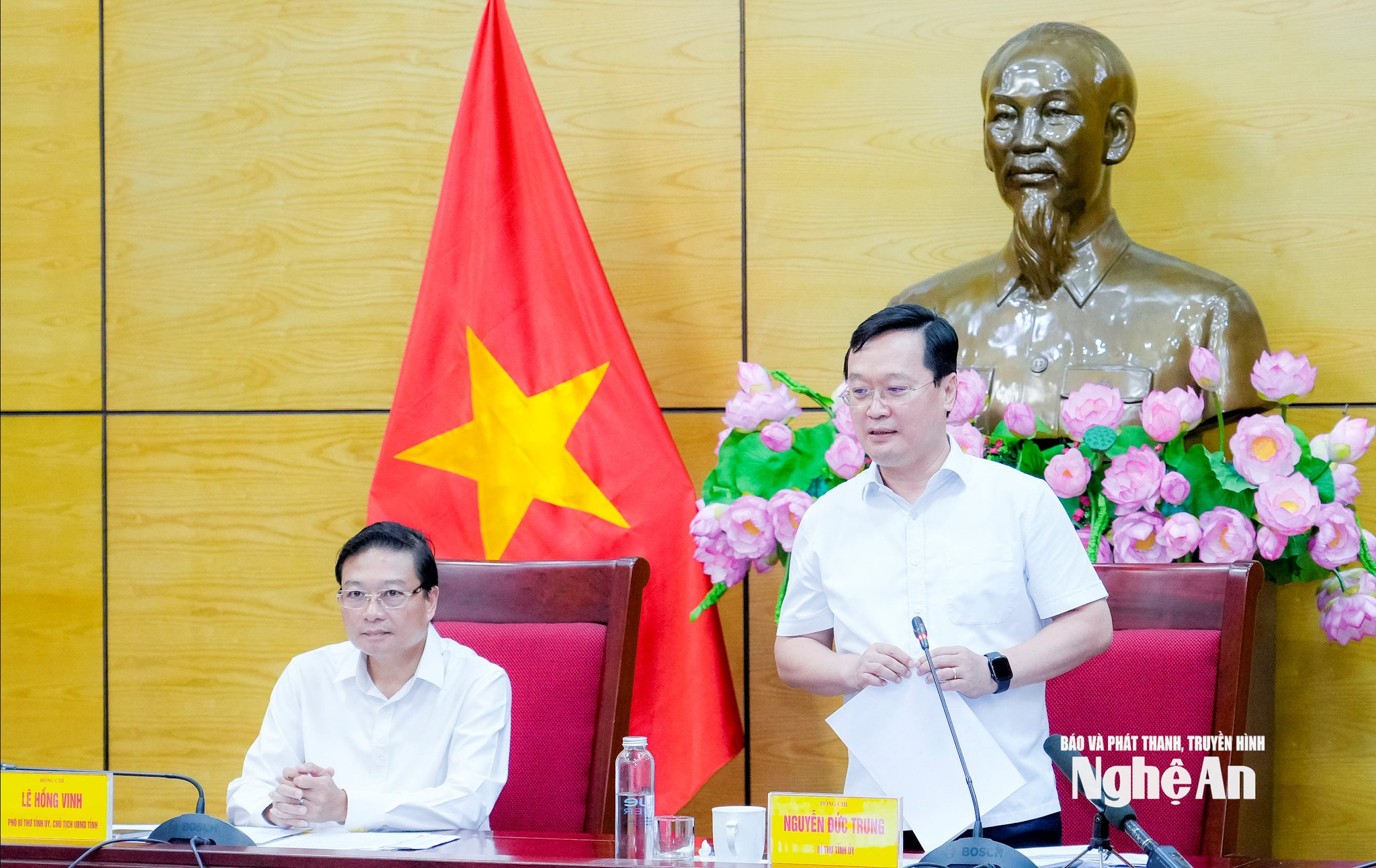 Bí thư Tỉnh ủy Nghệ An: Chủ động khắc phục khó khăn, nỗ lực vươn lên, đảm bảo chính quyền 2 cấp hoạt động thông suốt, hiệu quả