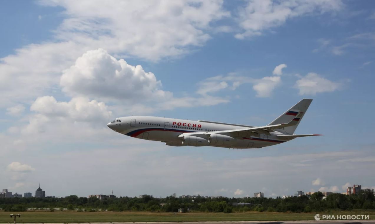 chuyến bay Il96 của nga đên alaska