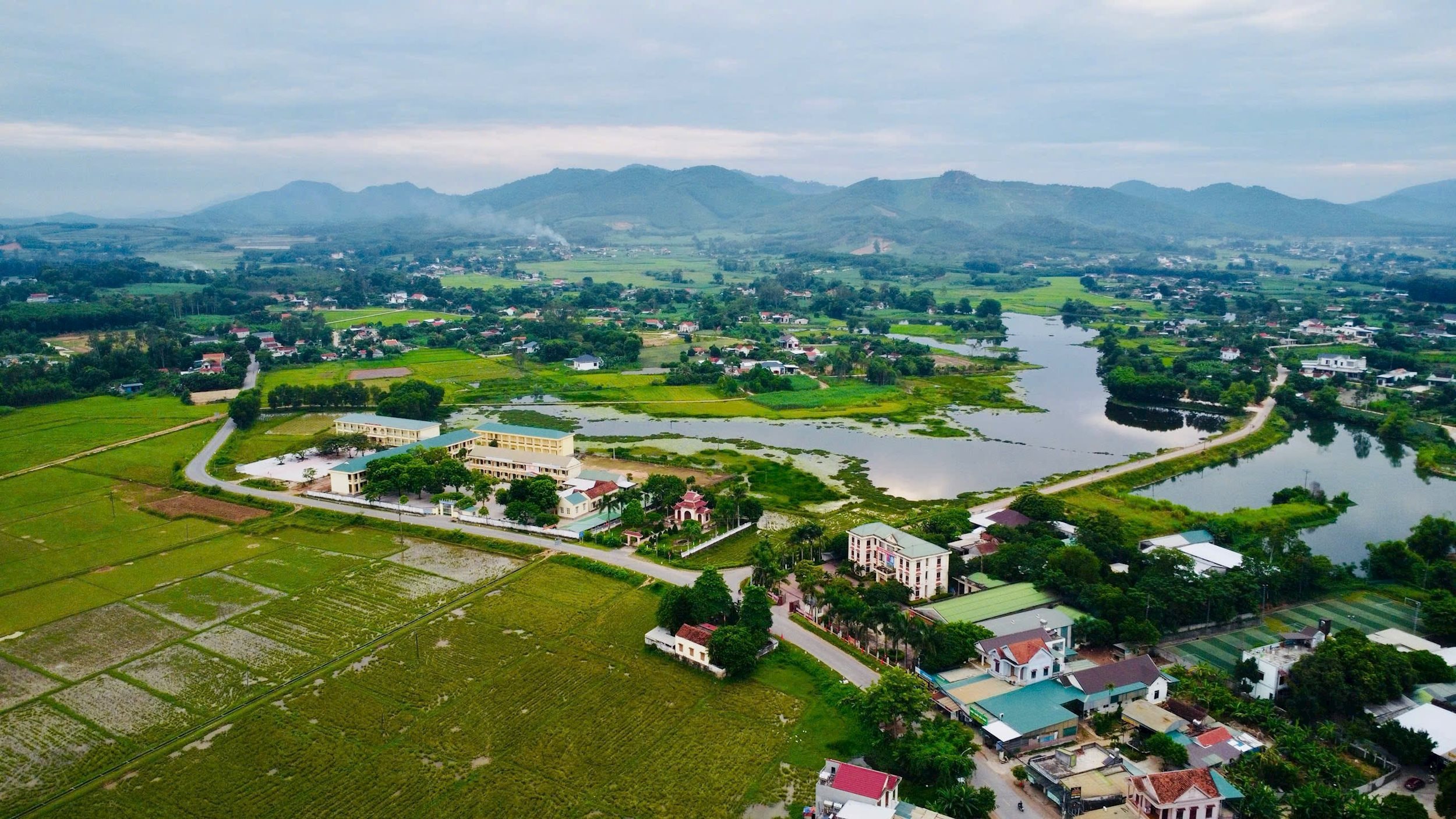 Ảnh 1 Quỳnh Thắng