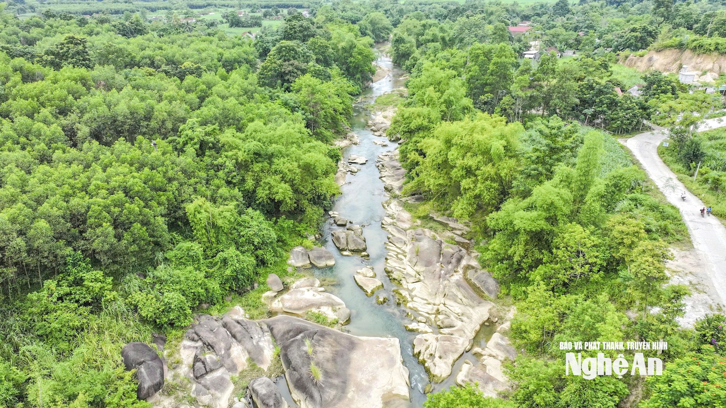 Khe Đá ở địa bàn xã Tiên Đồng. Ảnh: Võ Hải